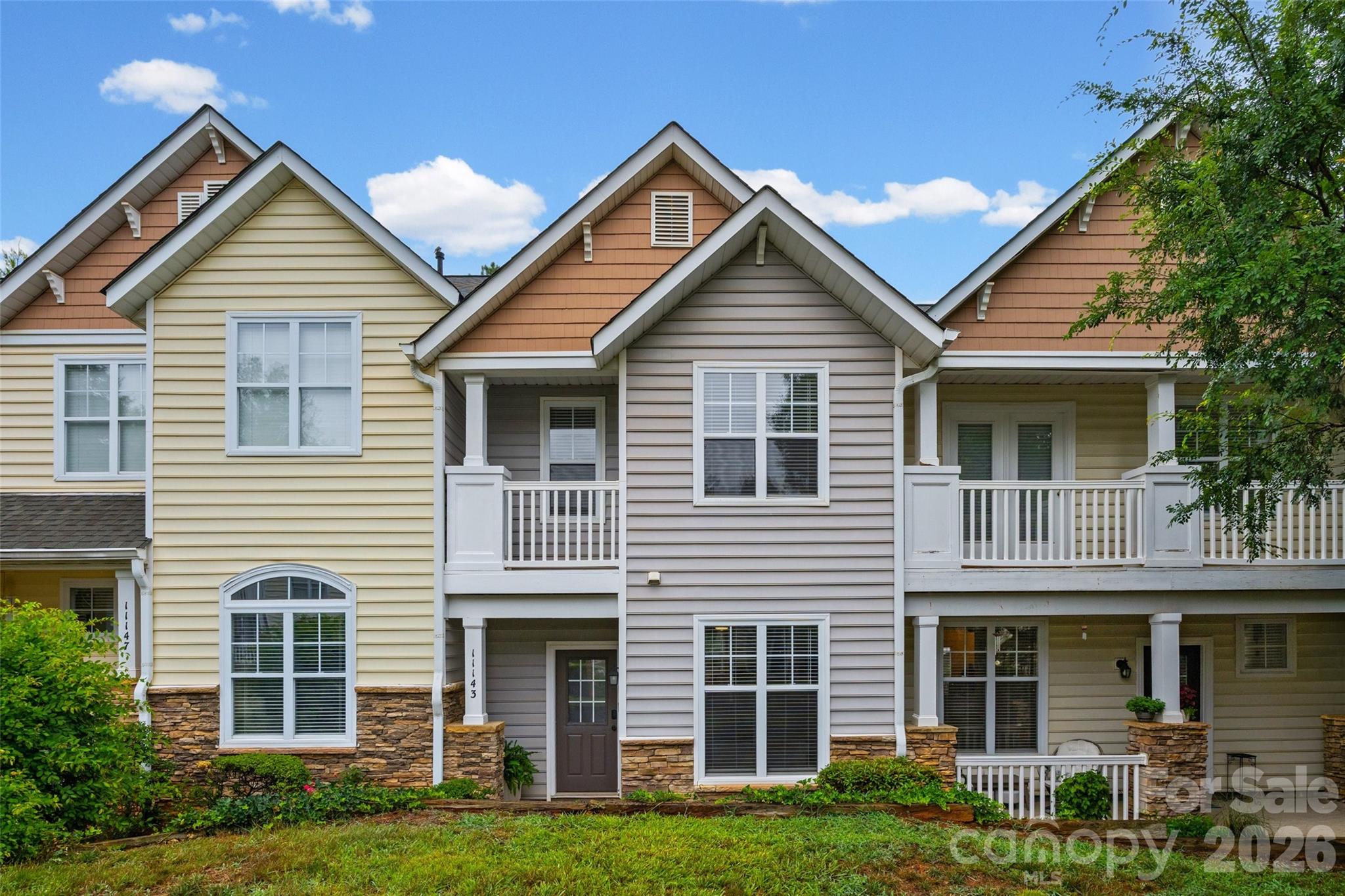 11143 Dundarrach Lane — photo