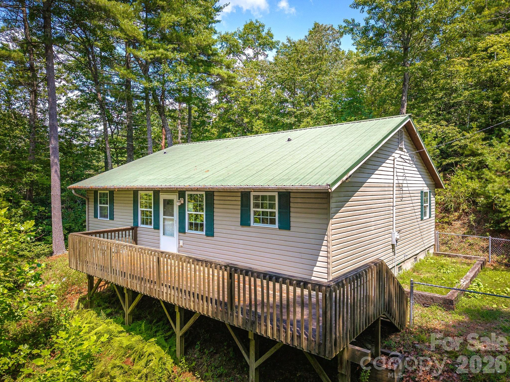 269 Pinewood Knoll Drive — photo
