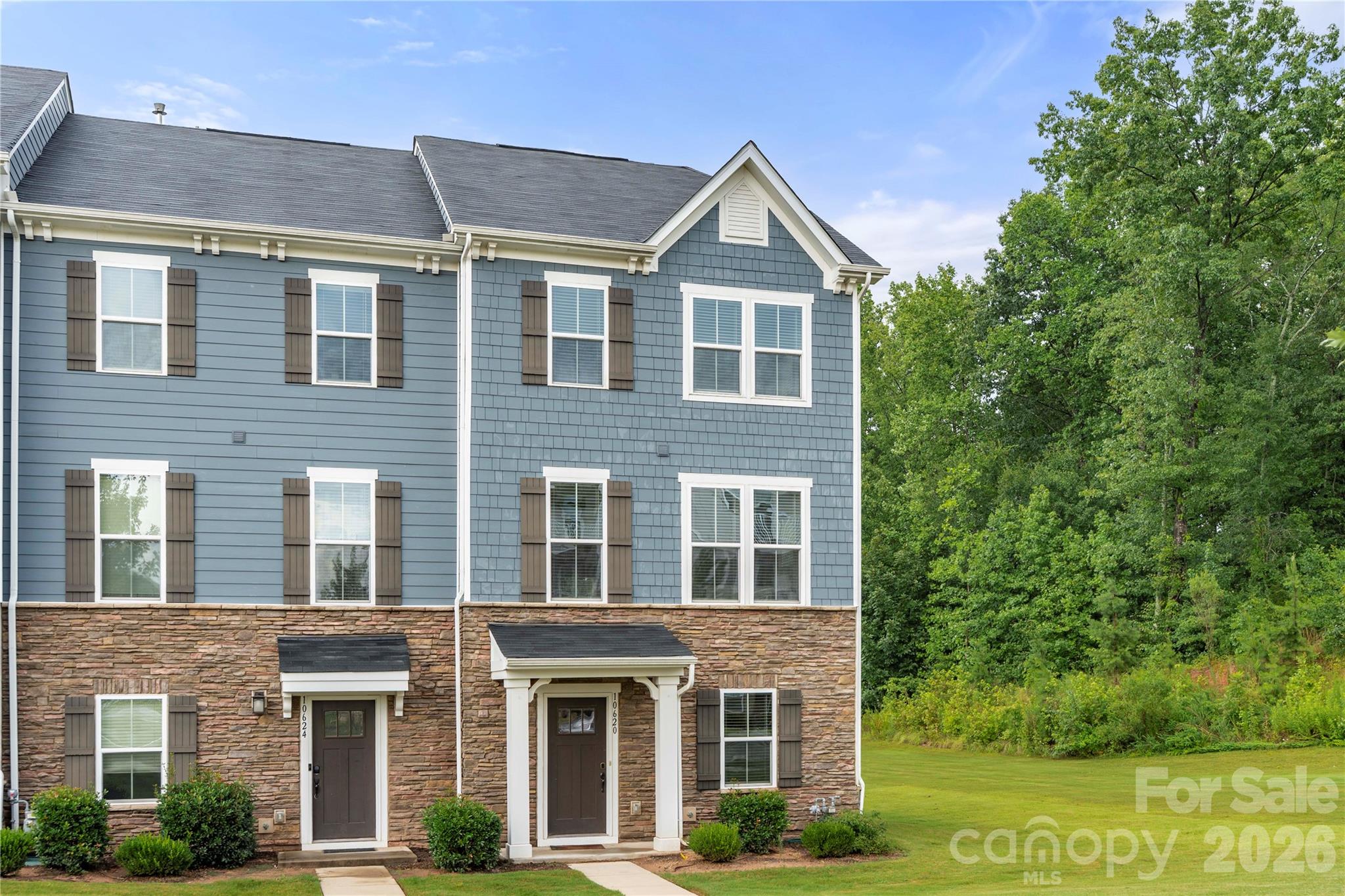 10620 Overlook Mountain Drive — photo