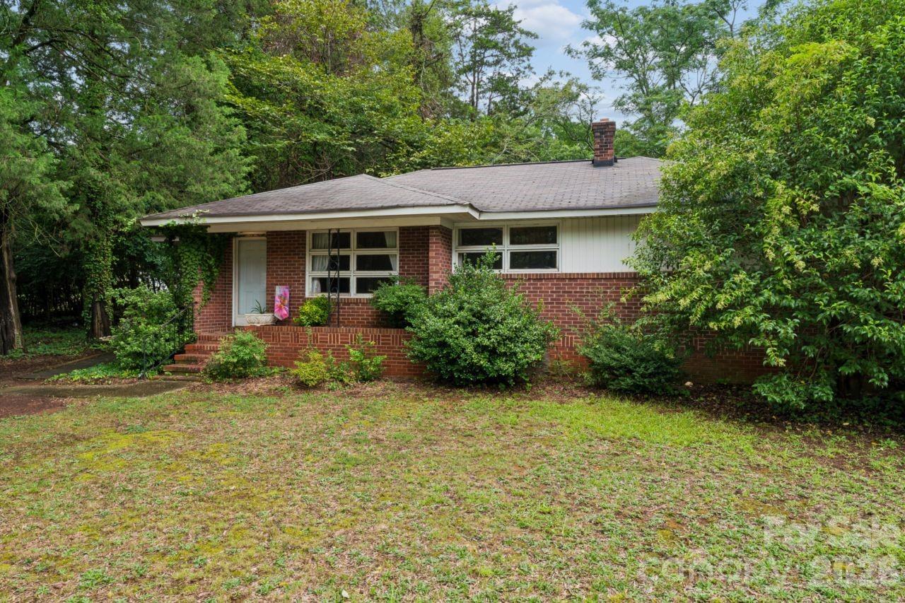 139 Southwold Drive — photo