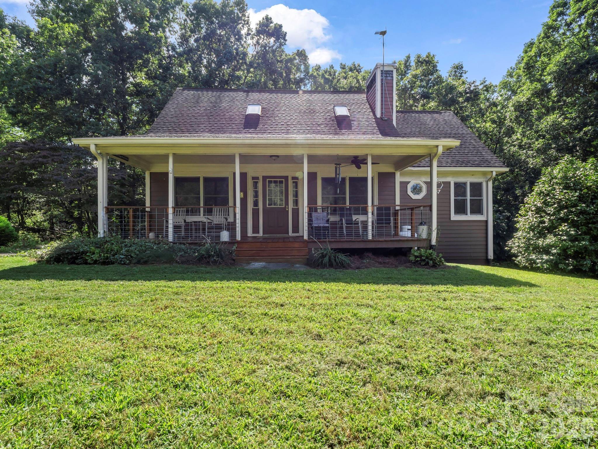 382 First Broad Drive — photo