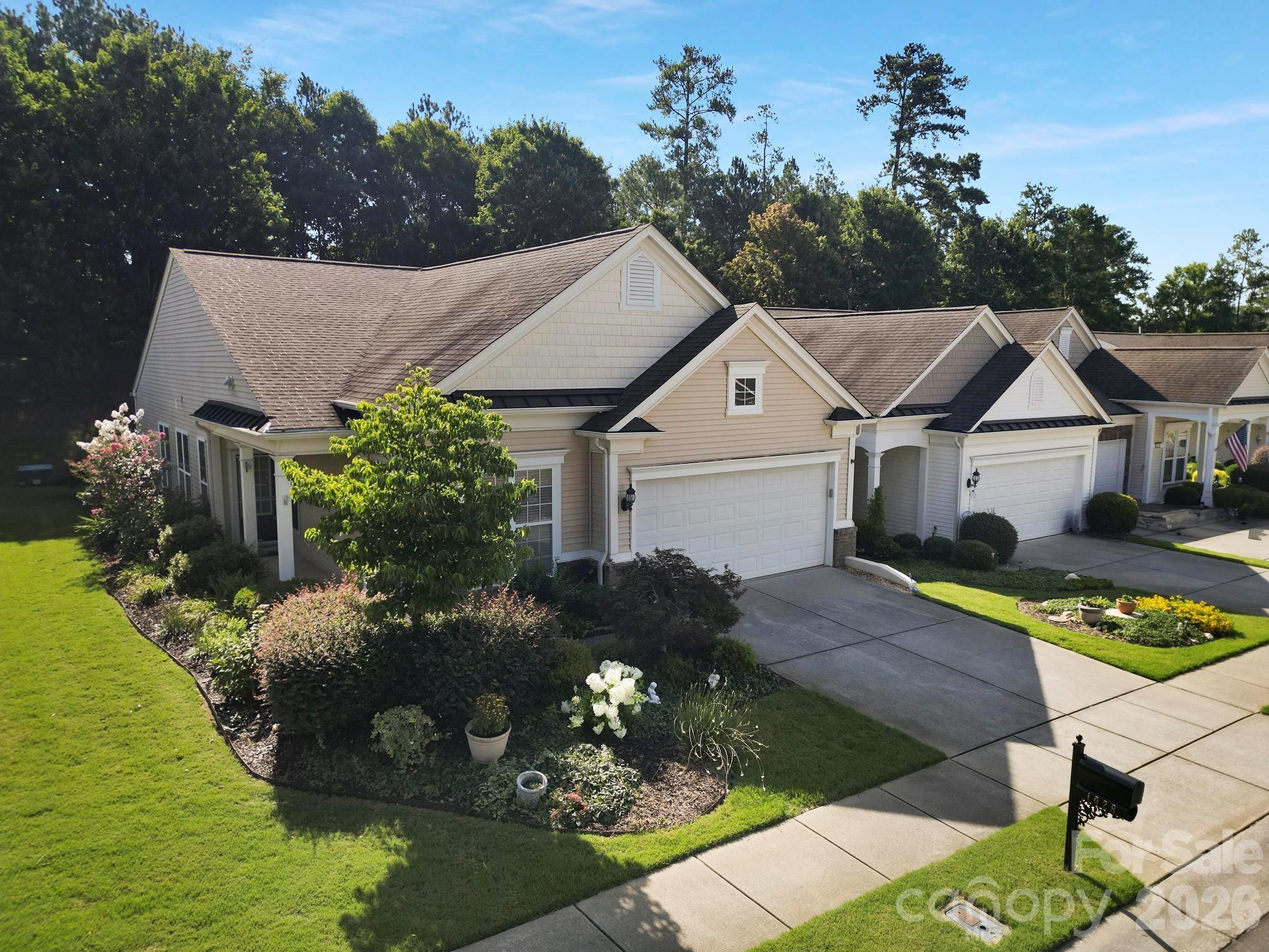 1028 Sweetleaf Drive — photo