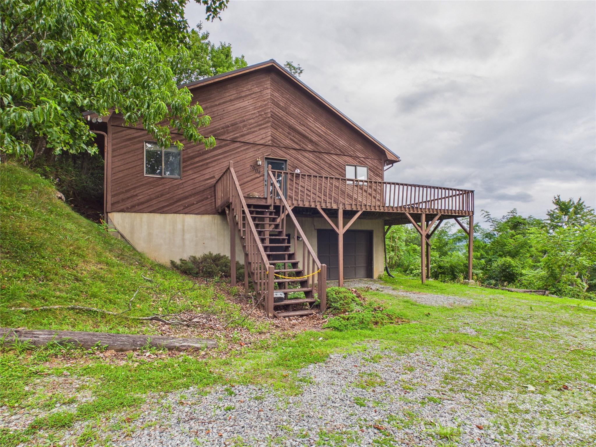7904 Pinnacle Wind Lane — photo