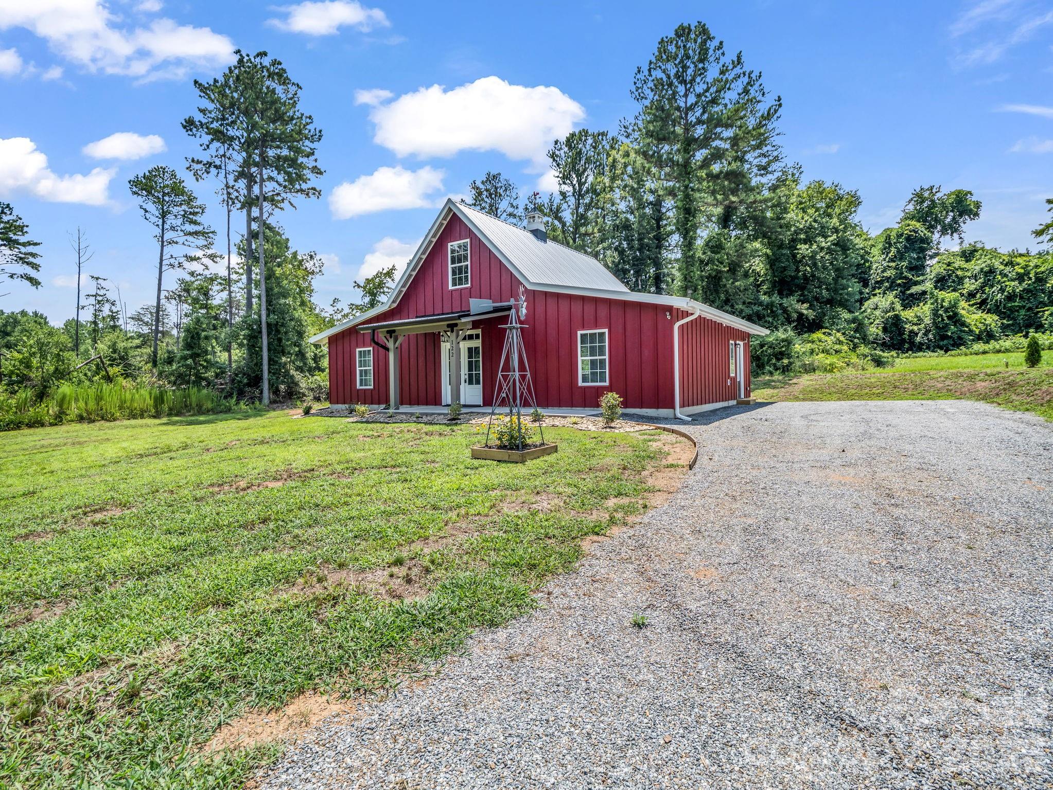 122 John Warren Drive — photo