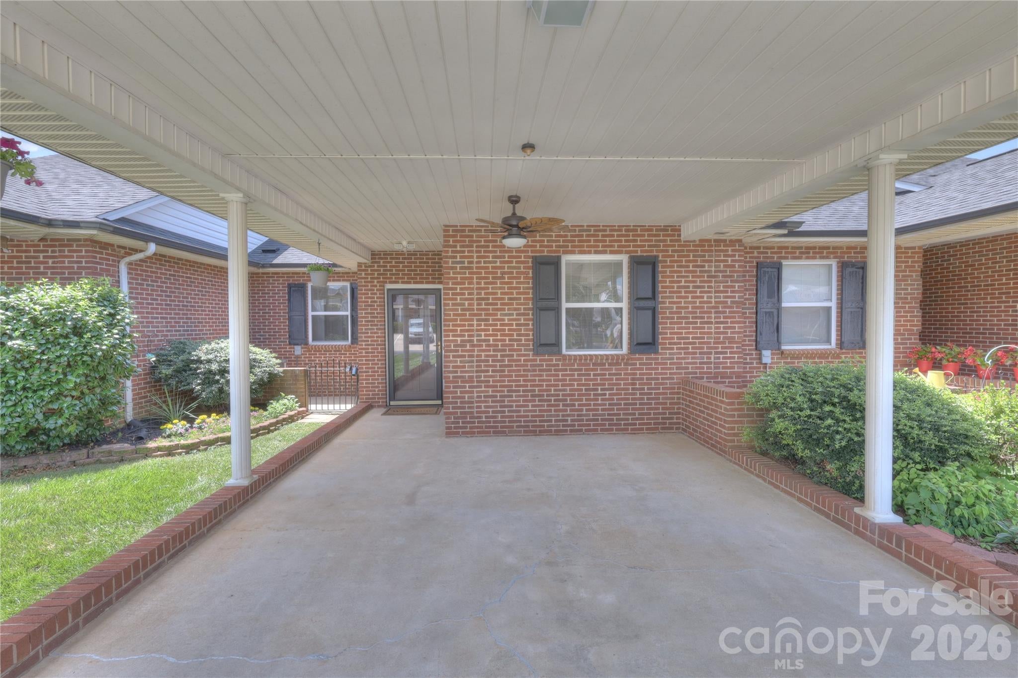 3927 Jasmine Lane — photo