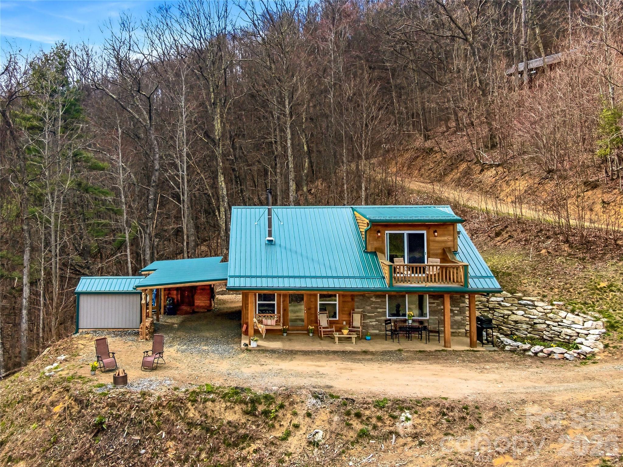 131 White Oak Way — photo