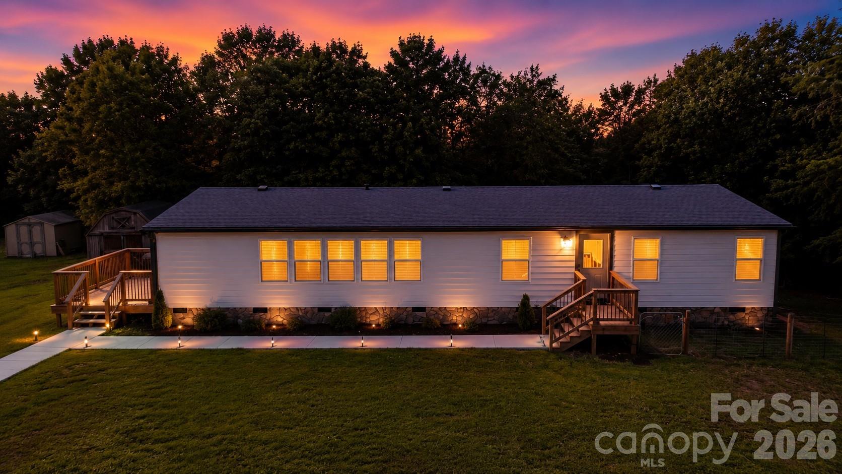 3585 Woodstream Drive — photo