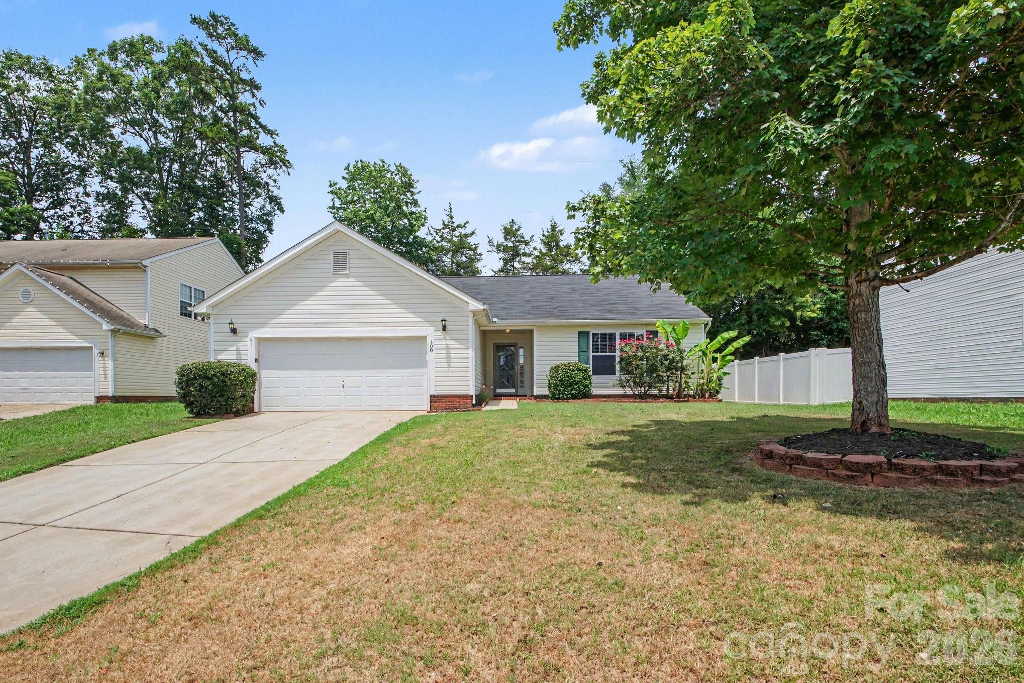 108 Briarwood Lane — photo