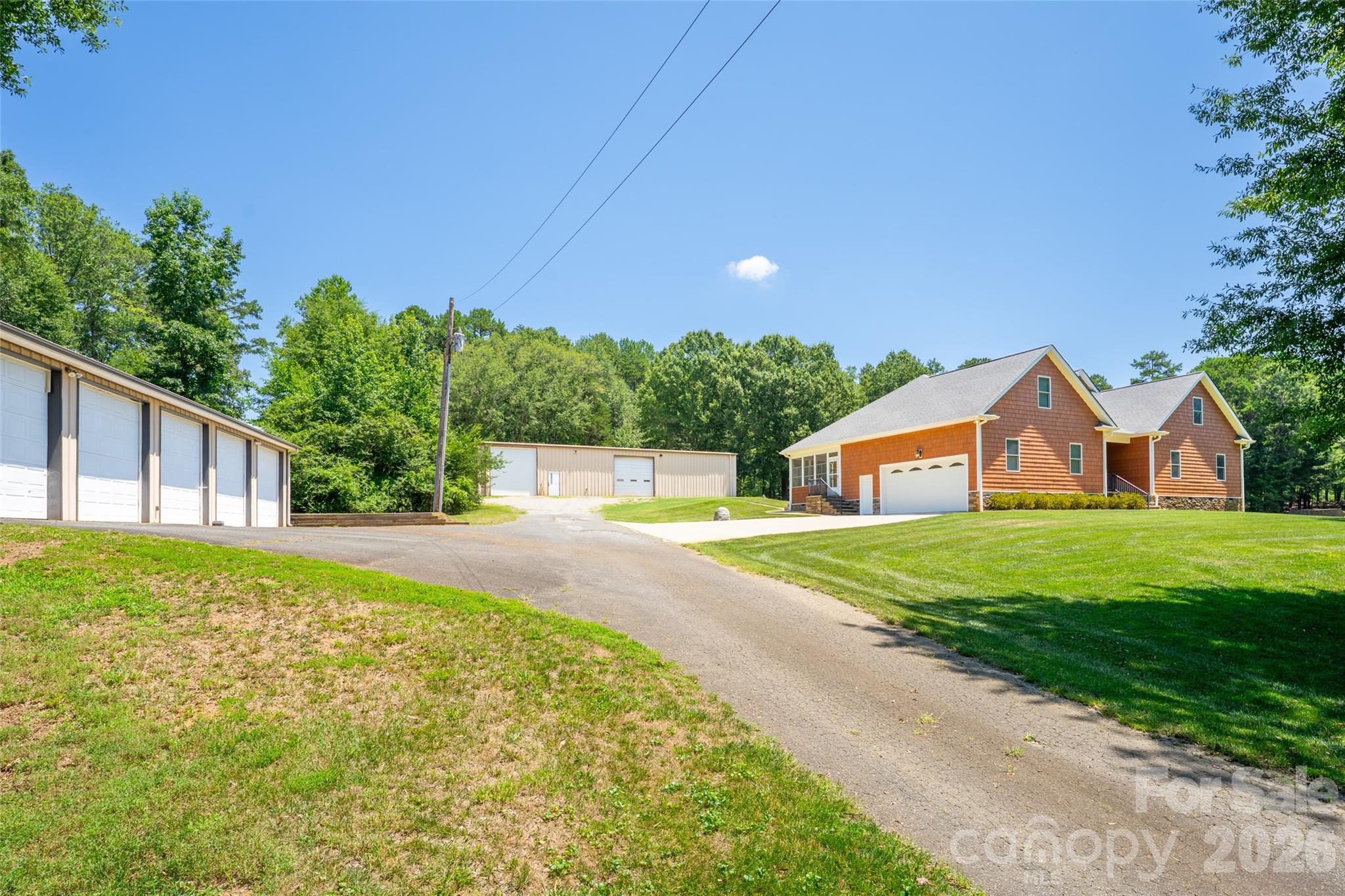 15027 Beatties Ford Road — photo