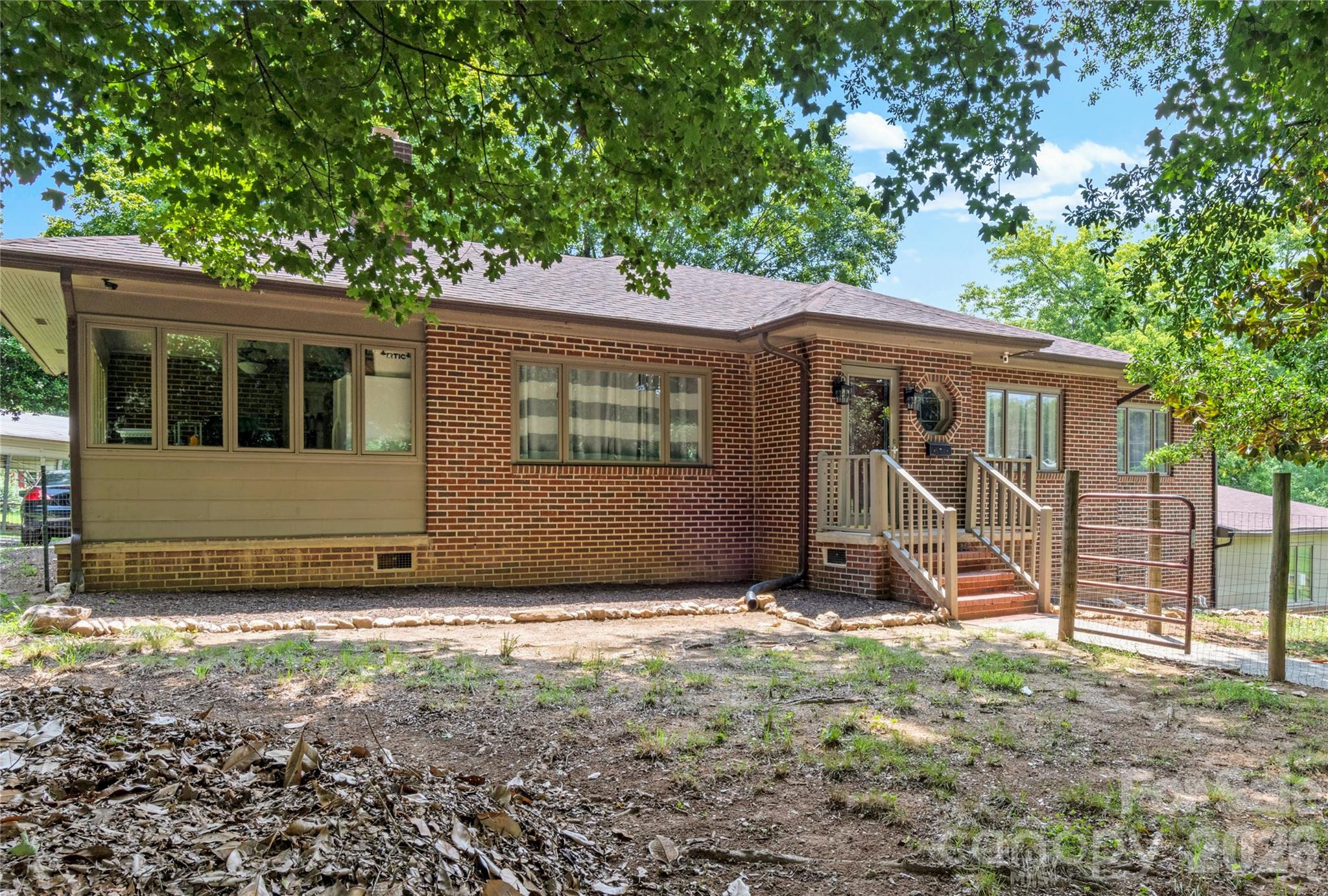226 Pleasant Hill Drive — photo