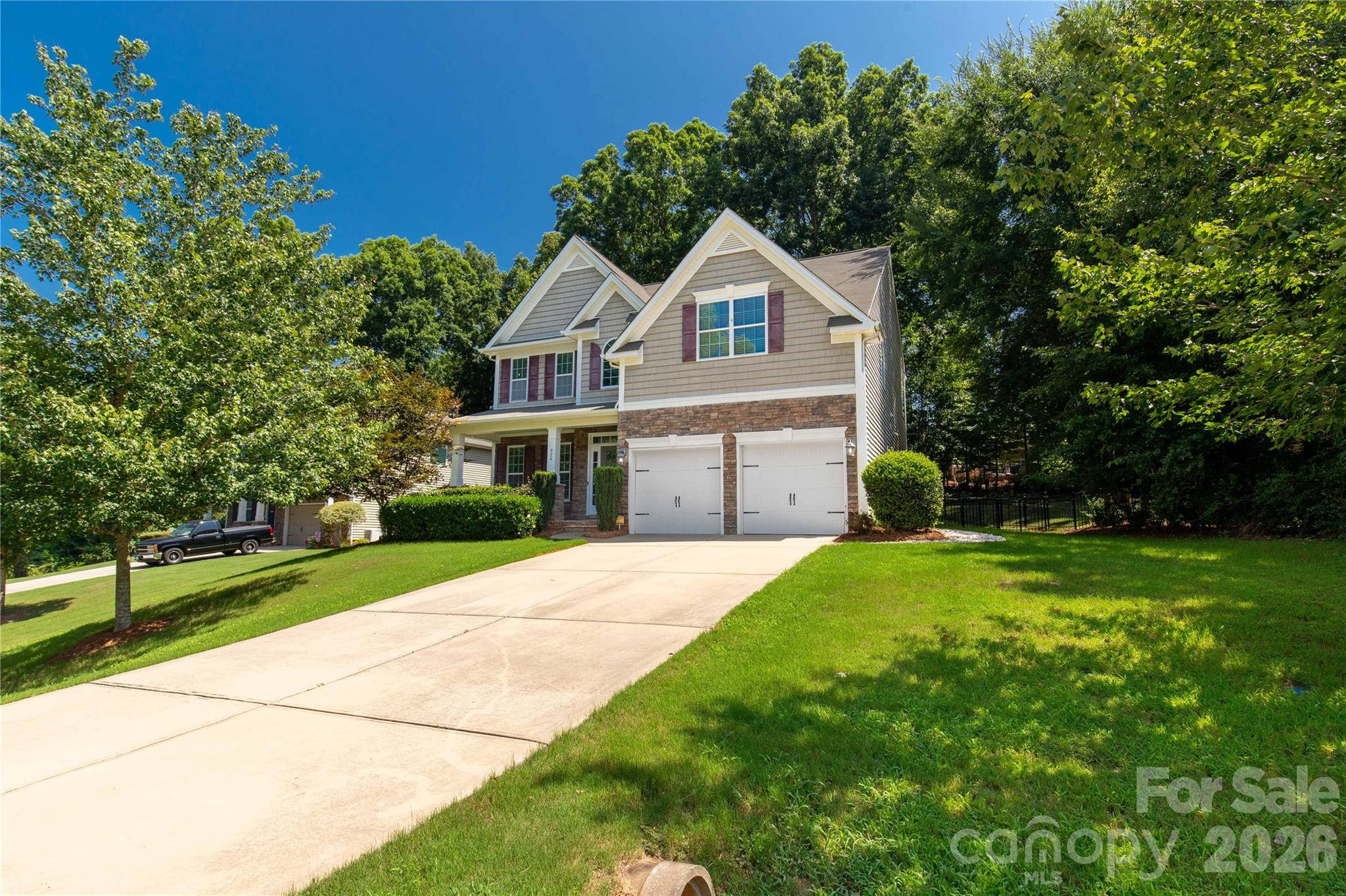 924 Autumn Glen Court — photo