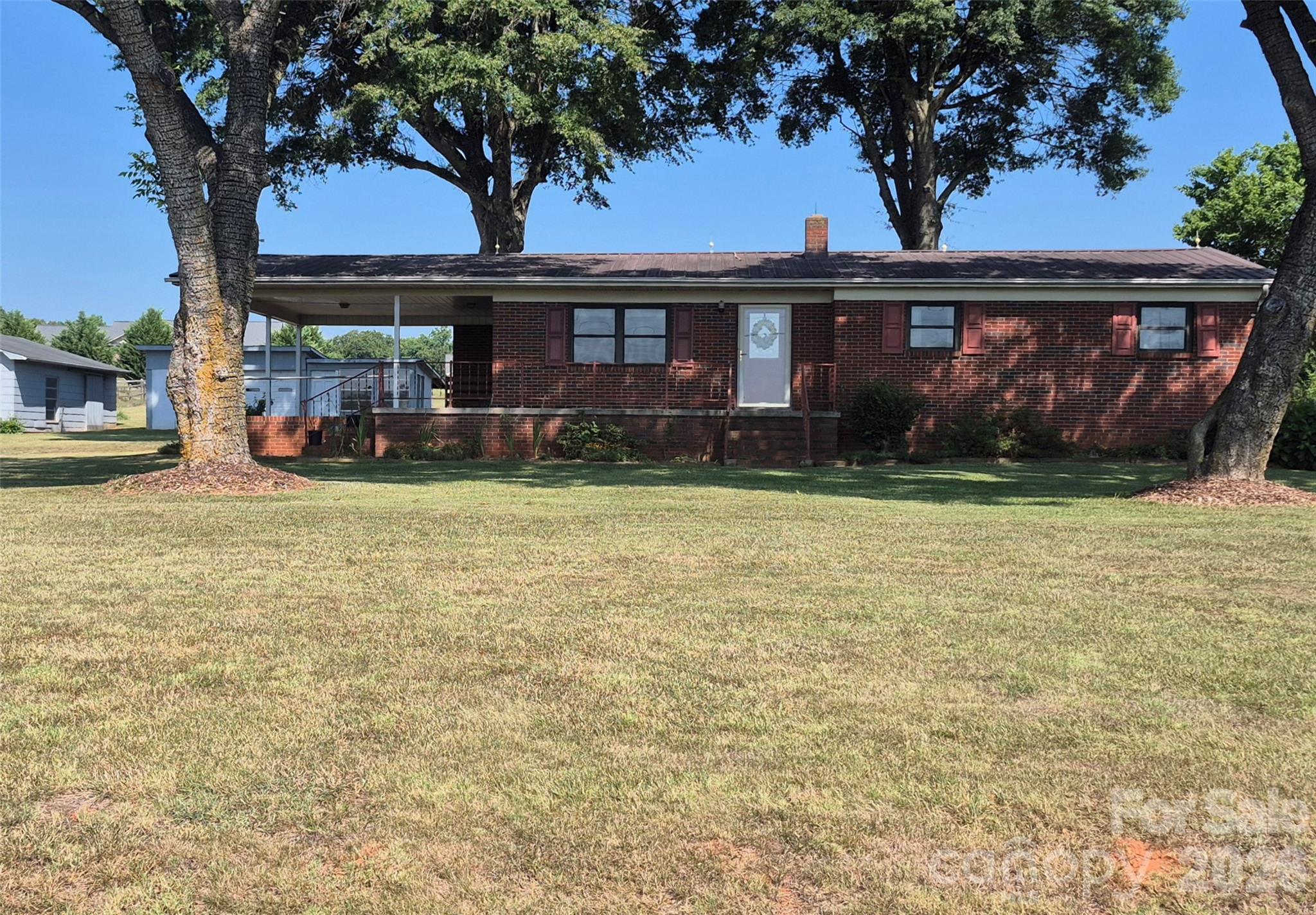 1267 Howards Creek Mill Road — photo