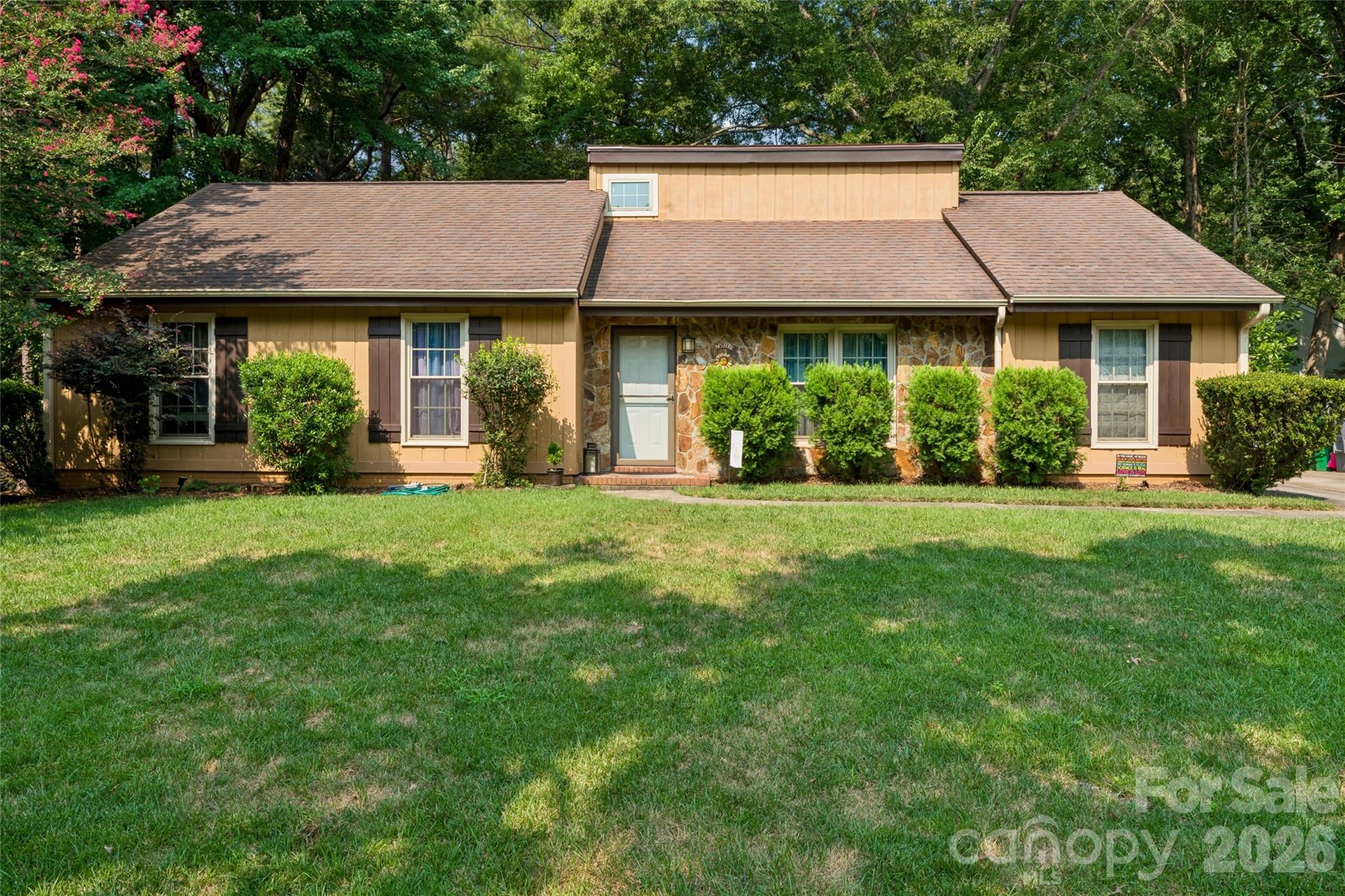 4737 Autumn Leaf Lane — photo