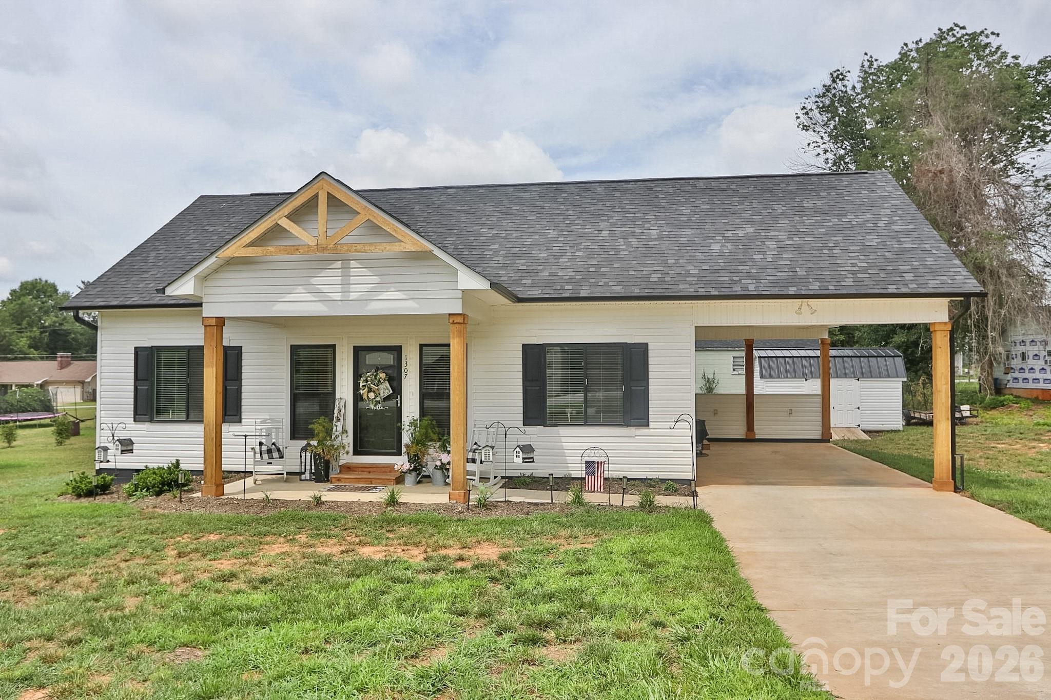1307 Unifi Industrial Drive — photo