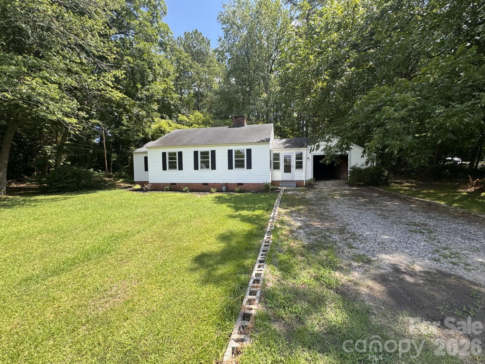 1250 Hampton Grace Avenue — photo