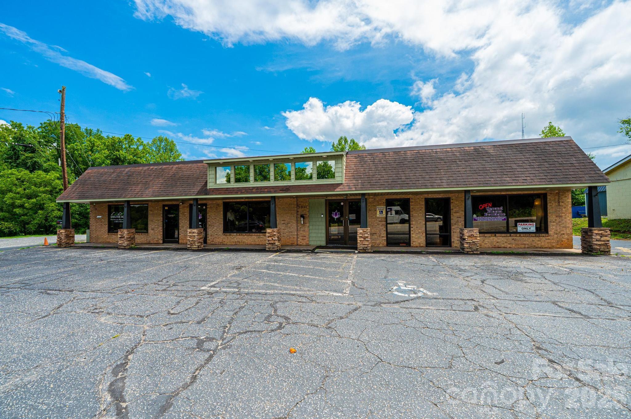 2301 Morganton Boulevard SW — photo