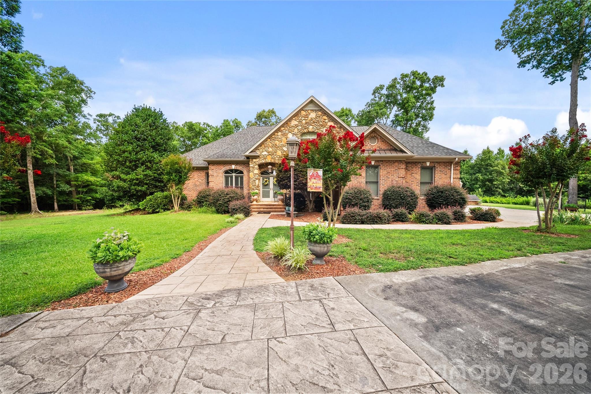 36079 Ridge Street — photo