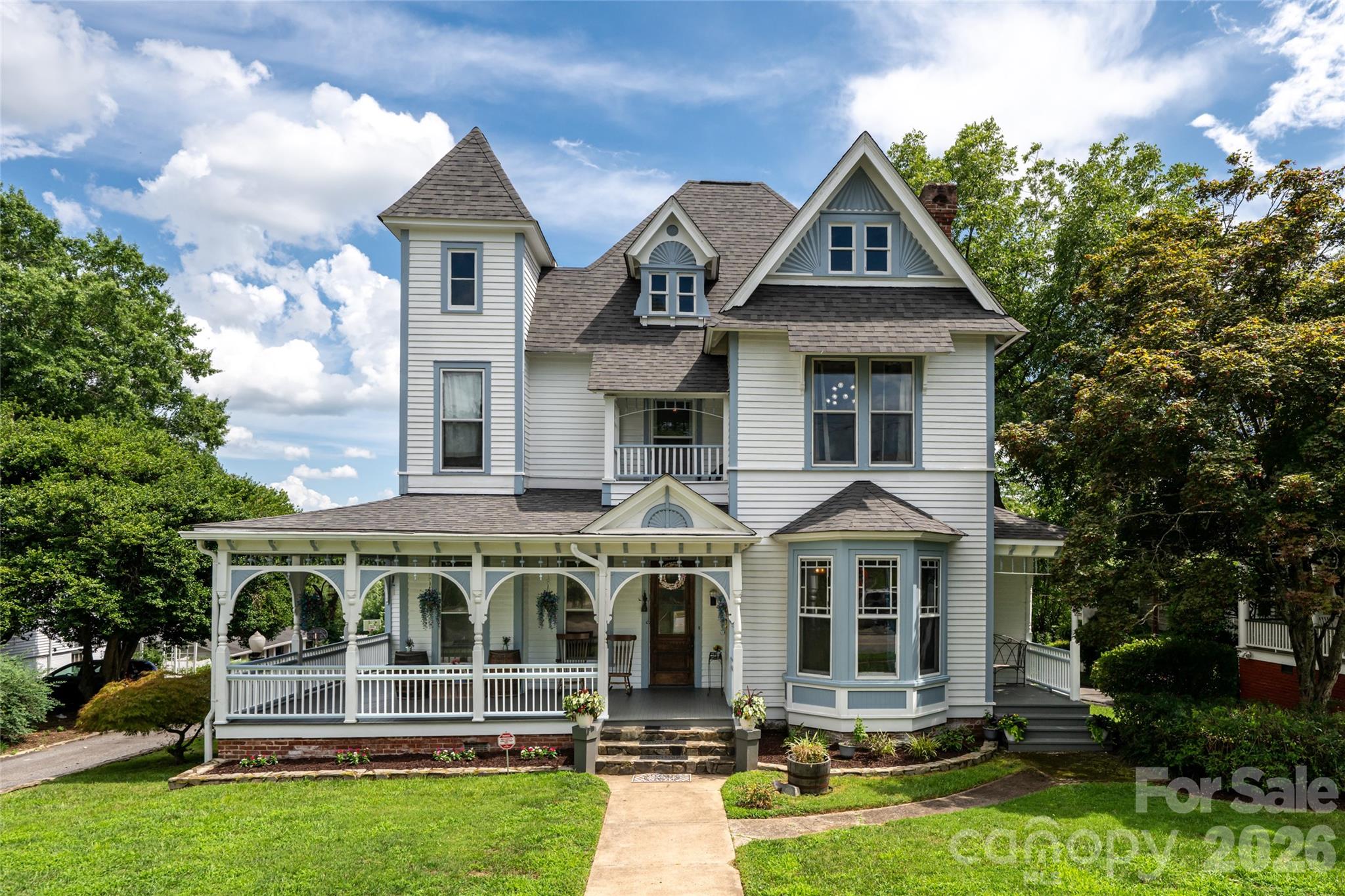 411 W Union Street — photo