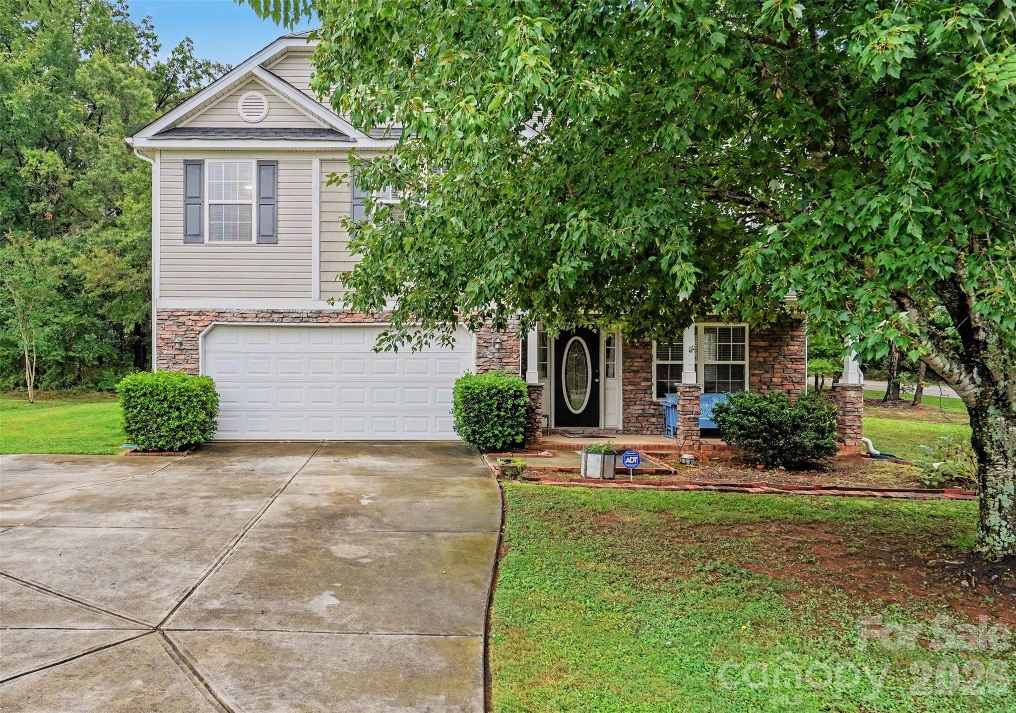 2700 Loxdale Farms Drive — photo