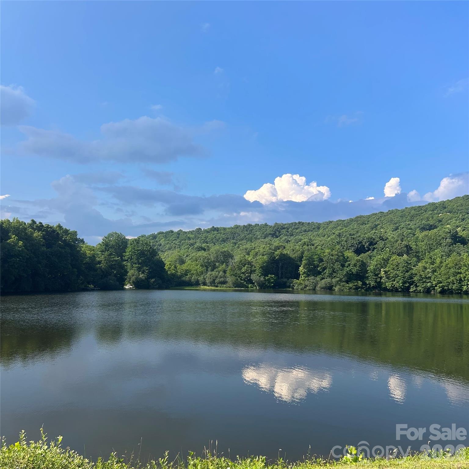 77 E Lake Dr East Lake Drive 18 — photo