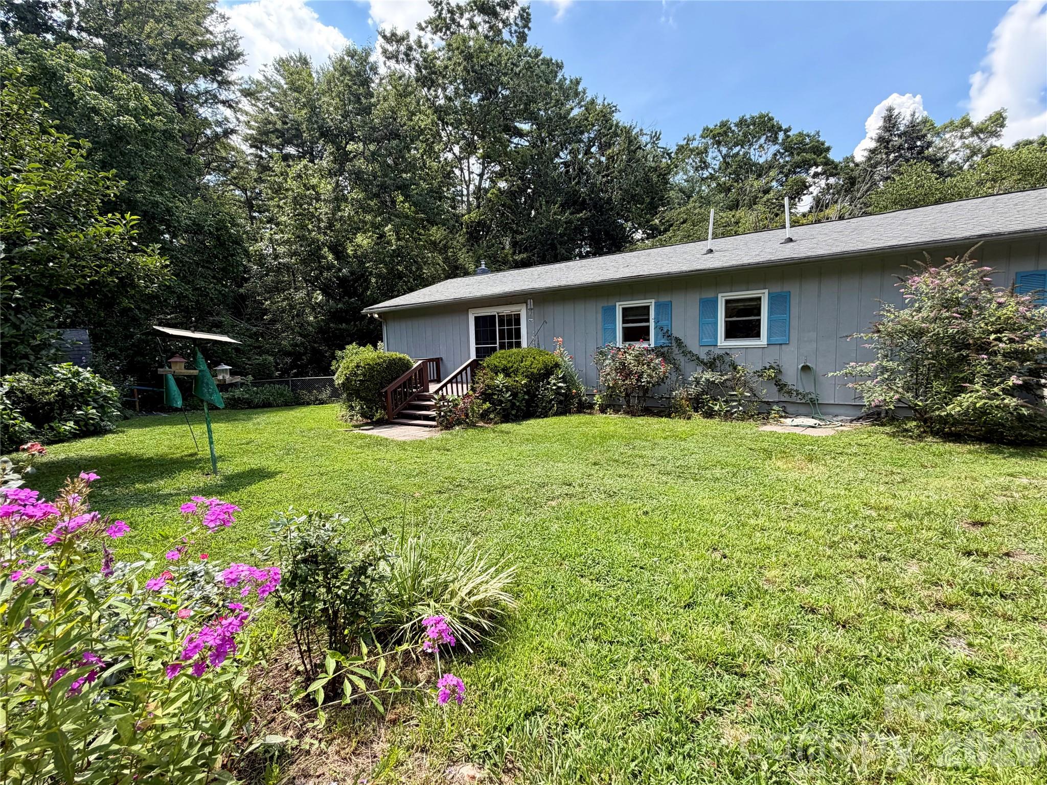 5 Dewberry Drive — photo