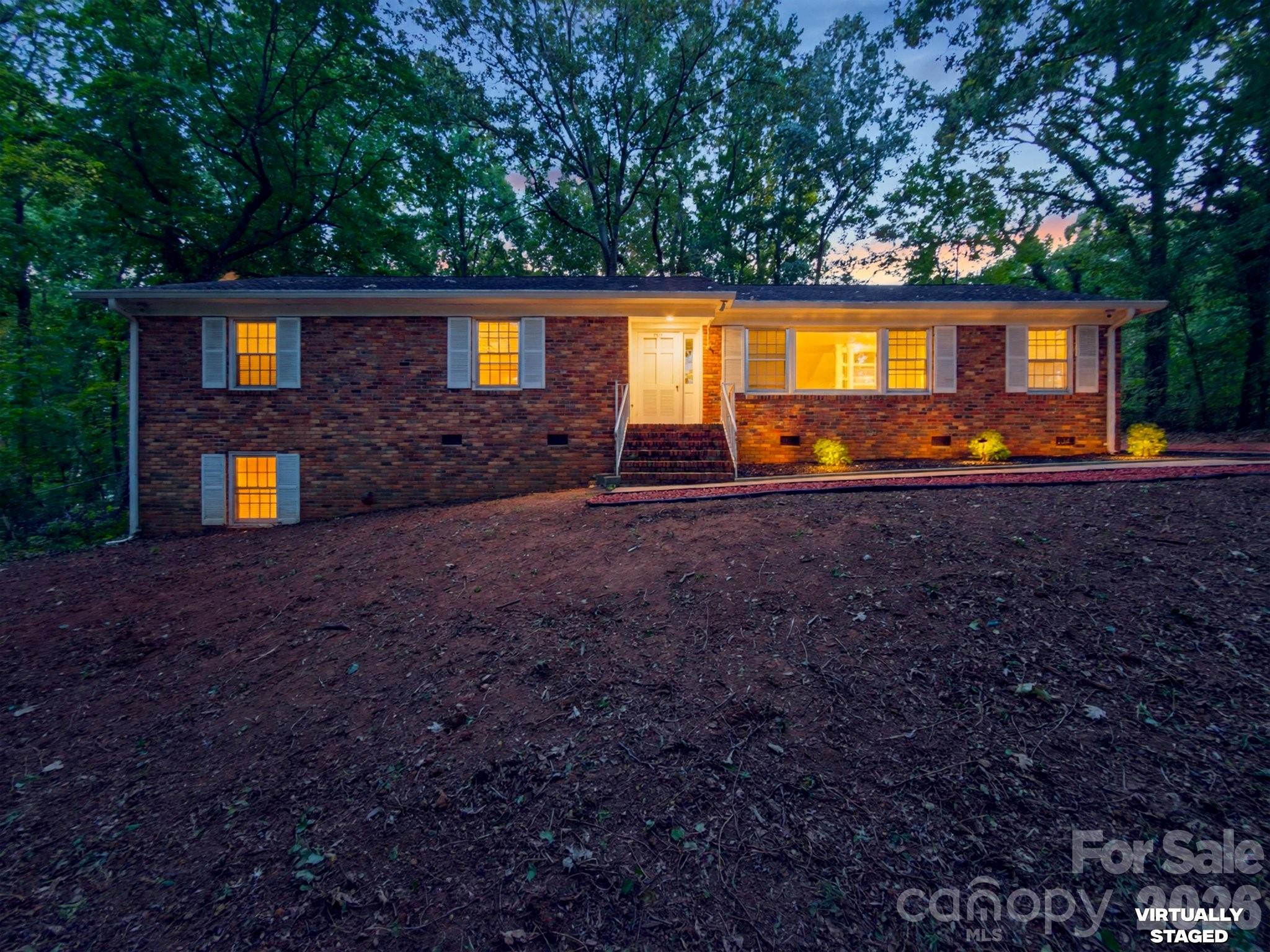 7515 Shady Lane — photo