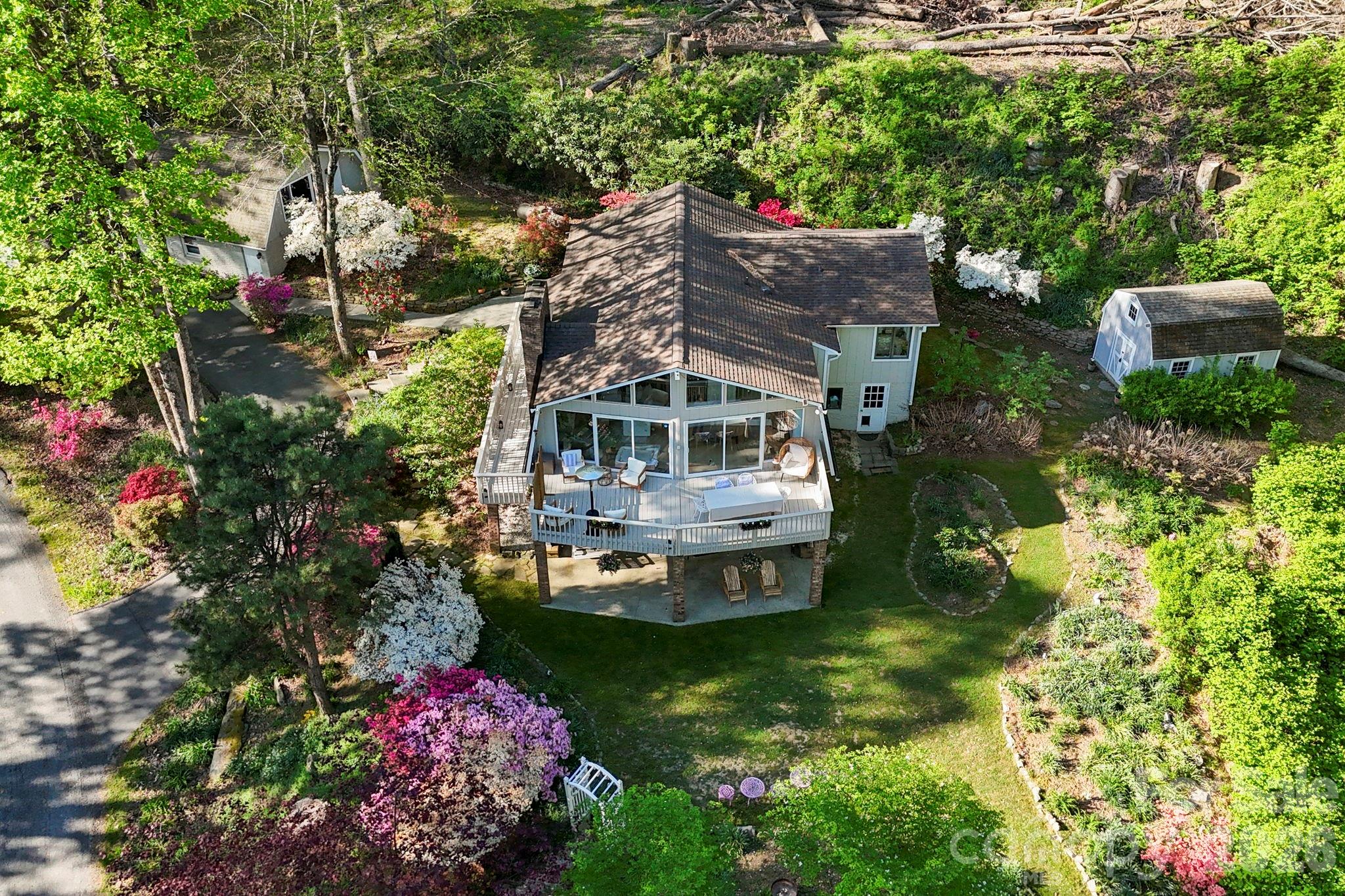 336 Sky Lake Drive — photo