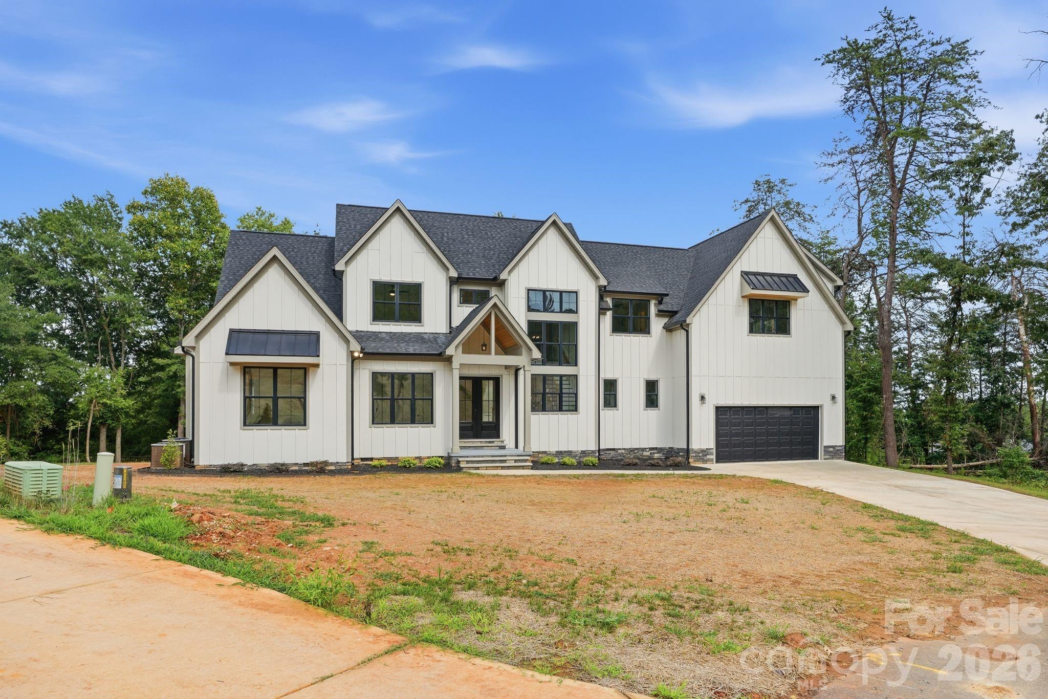 301 Spanish Oak Lane — photo