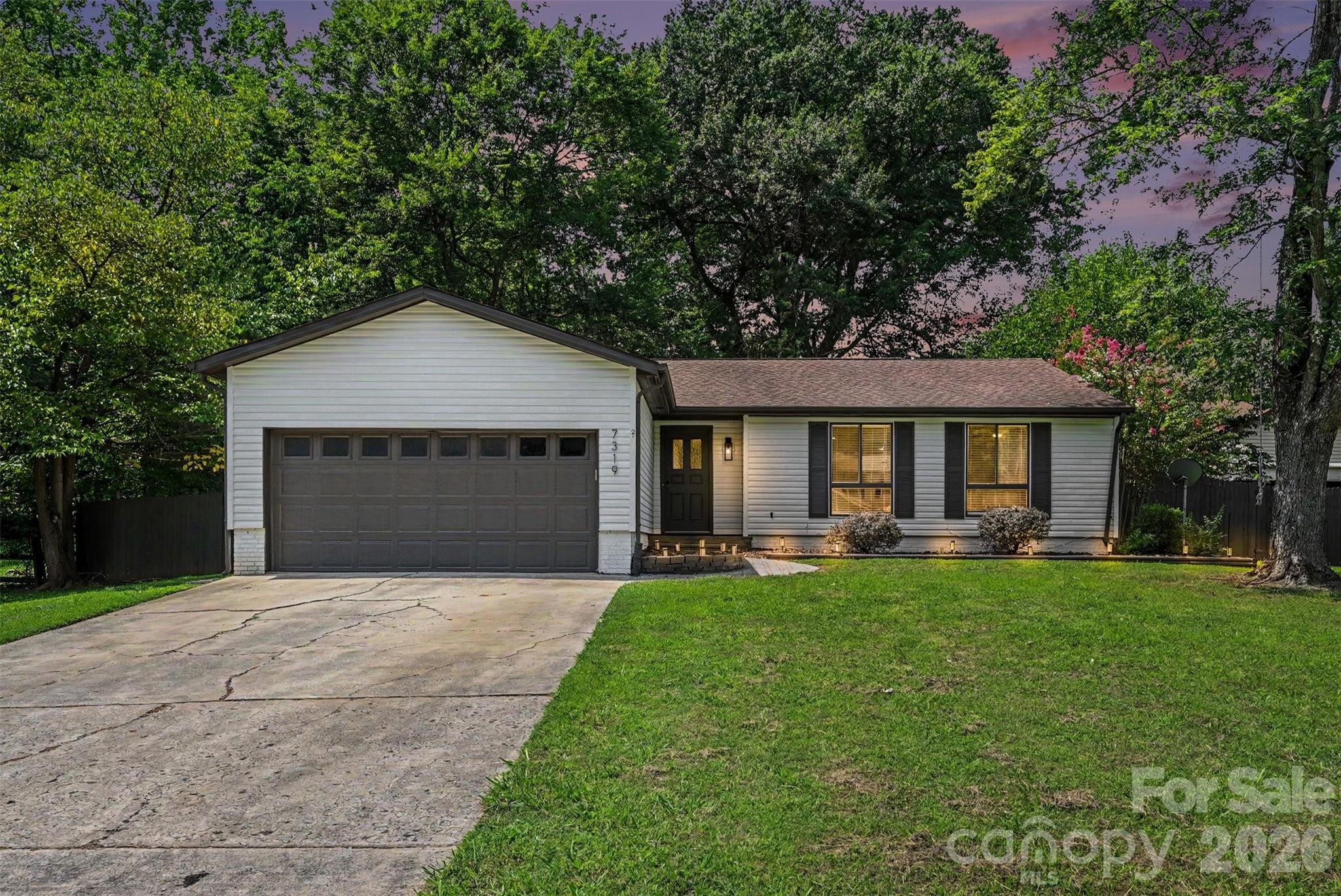 7319 Shadowlake Drive — photo
