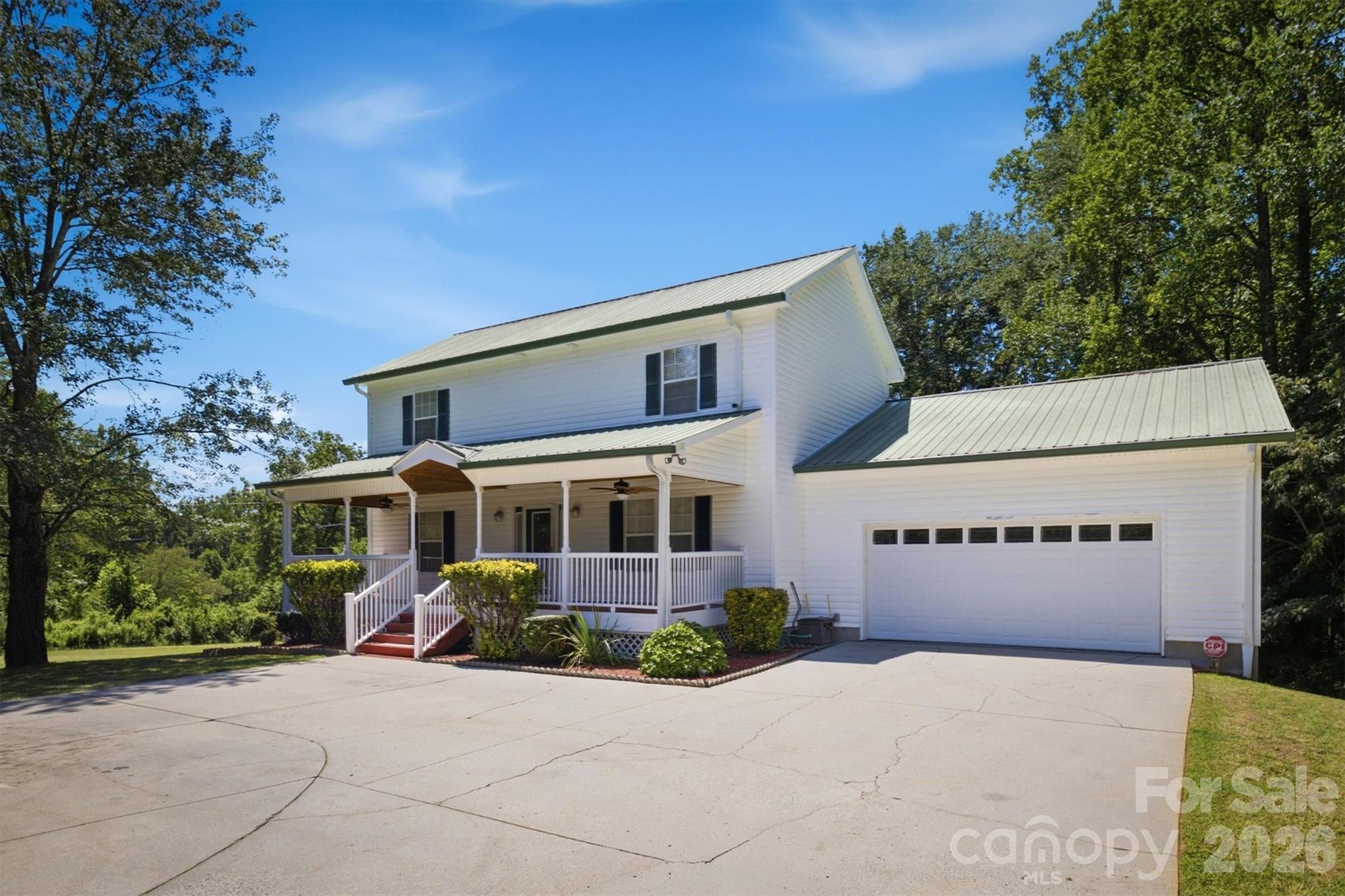 805 Bannon Place SW — photo