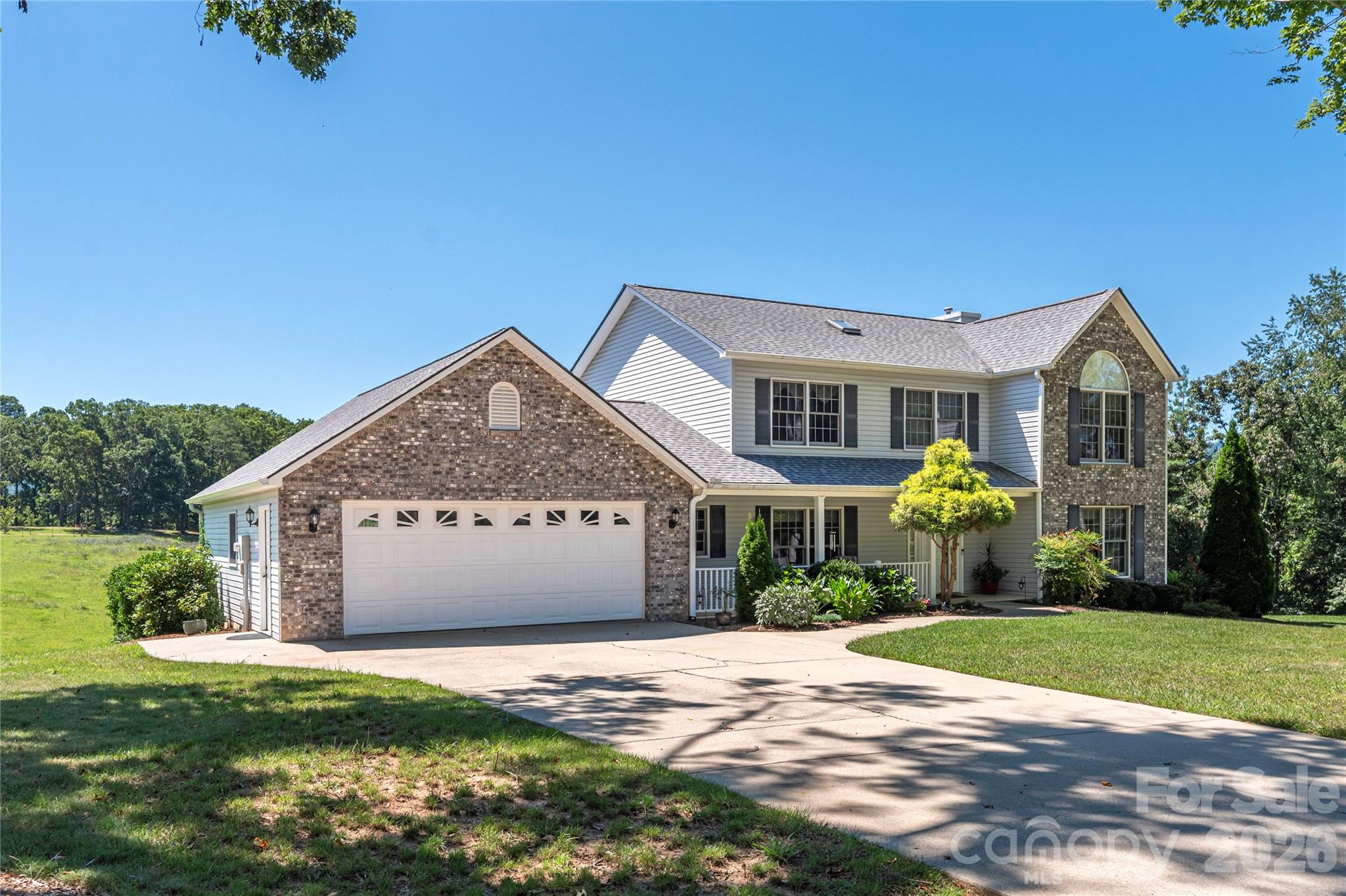 35 Forest Knoll Drive — photo