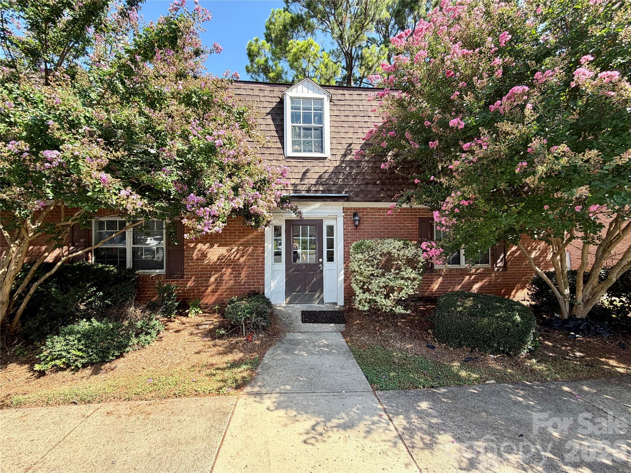 5805 Hunting Ridge Lane J — photo