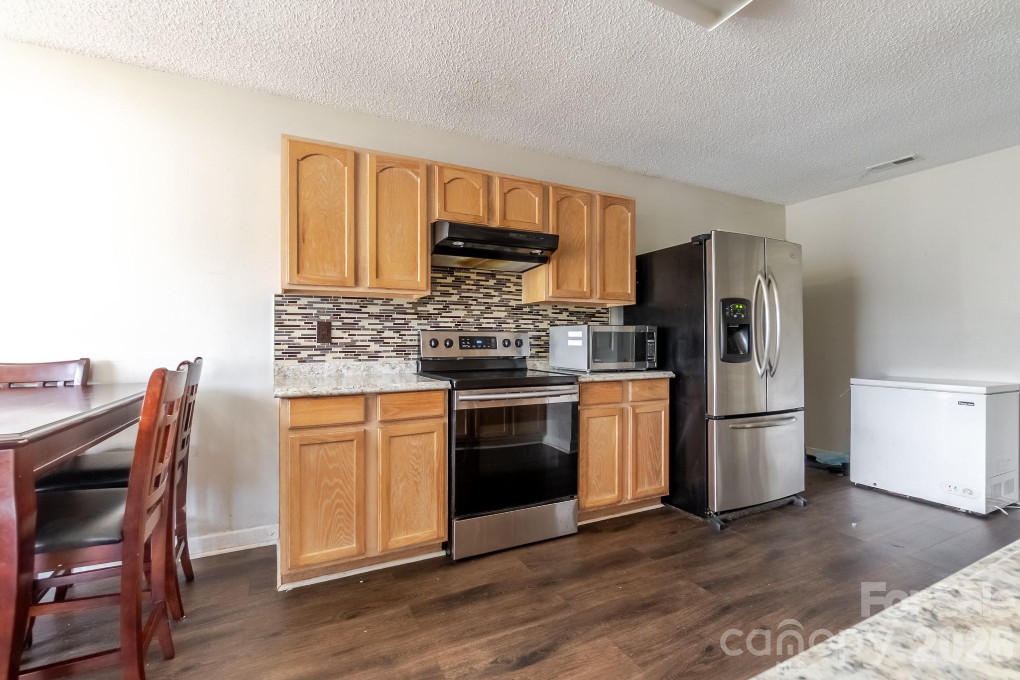 1543 Tuckers Glenn Drive — photo