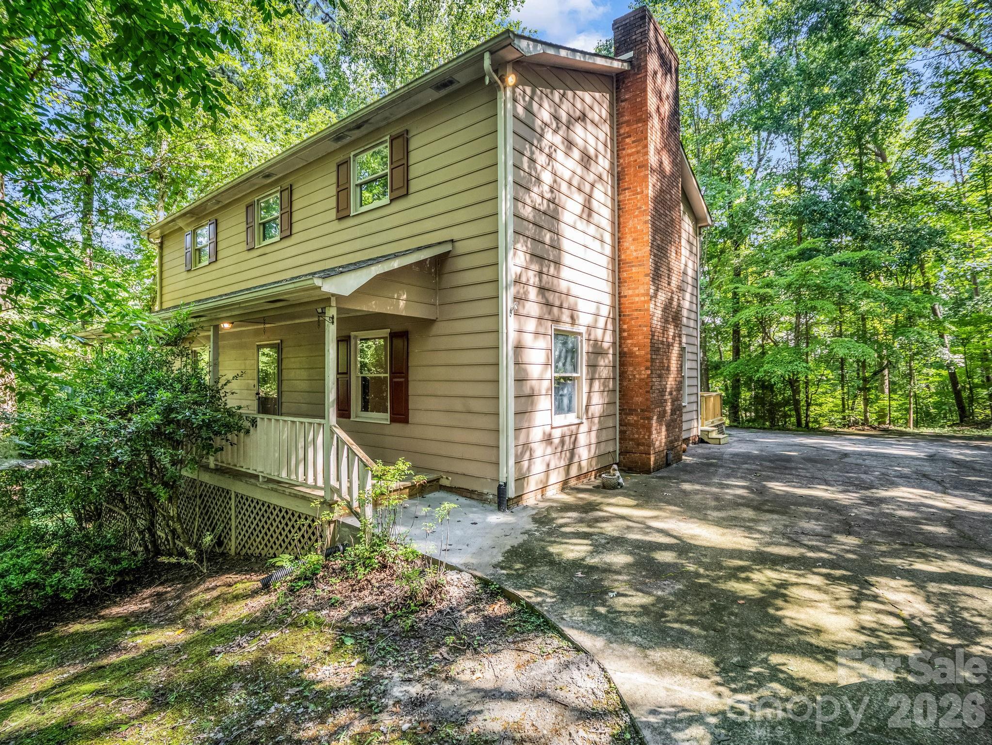 154 Breeze Hill — photo