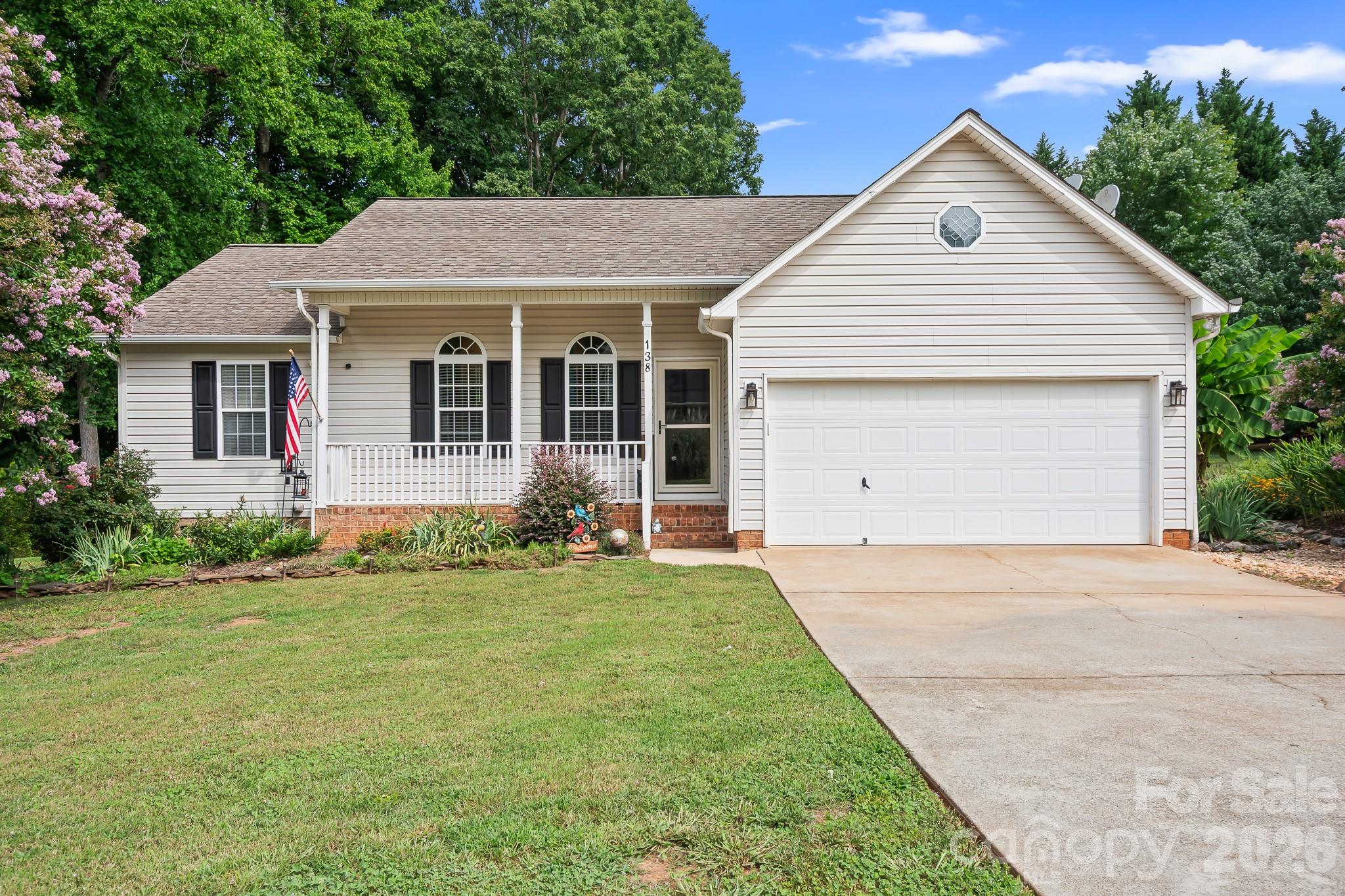 138 Valley Glen Drive — photo