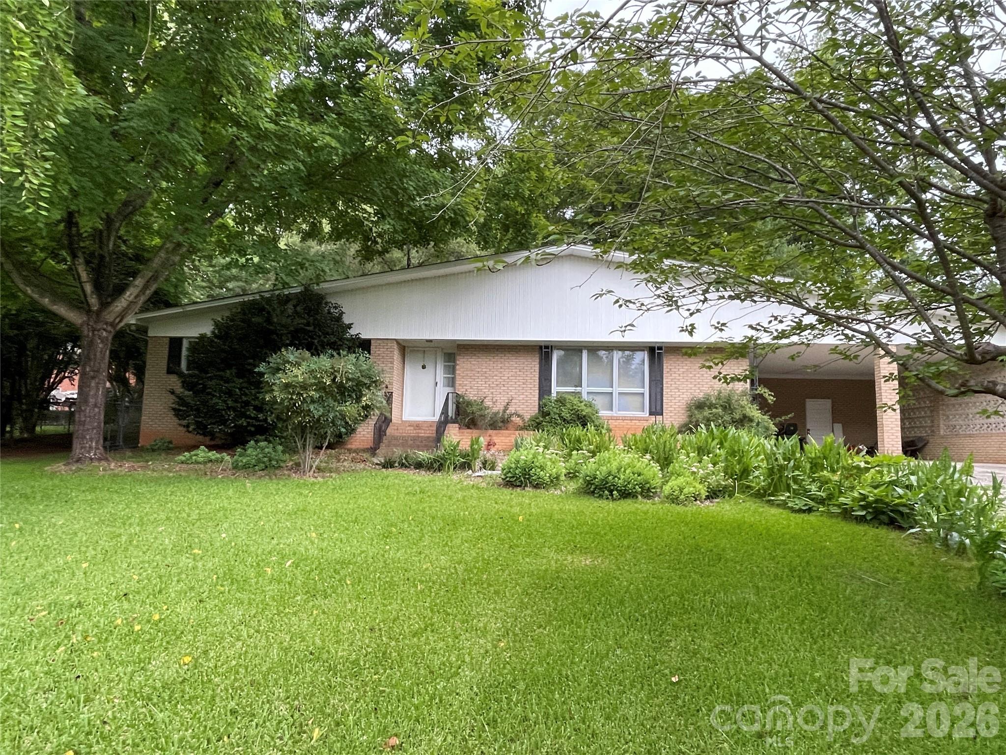 3209 Greenwood Park Circle — photo
