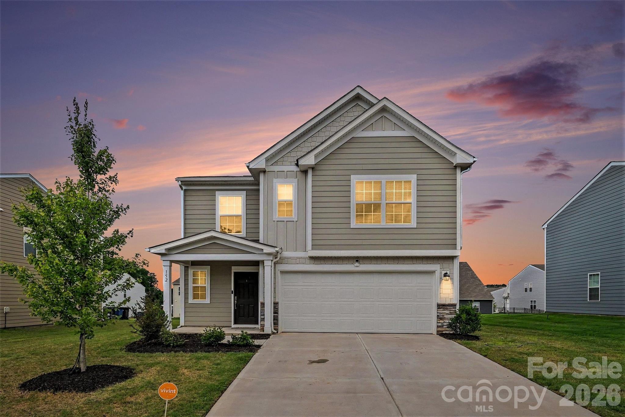 152 Hanging Rock Trail — photo