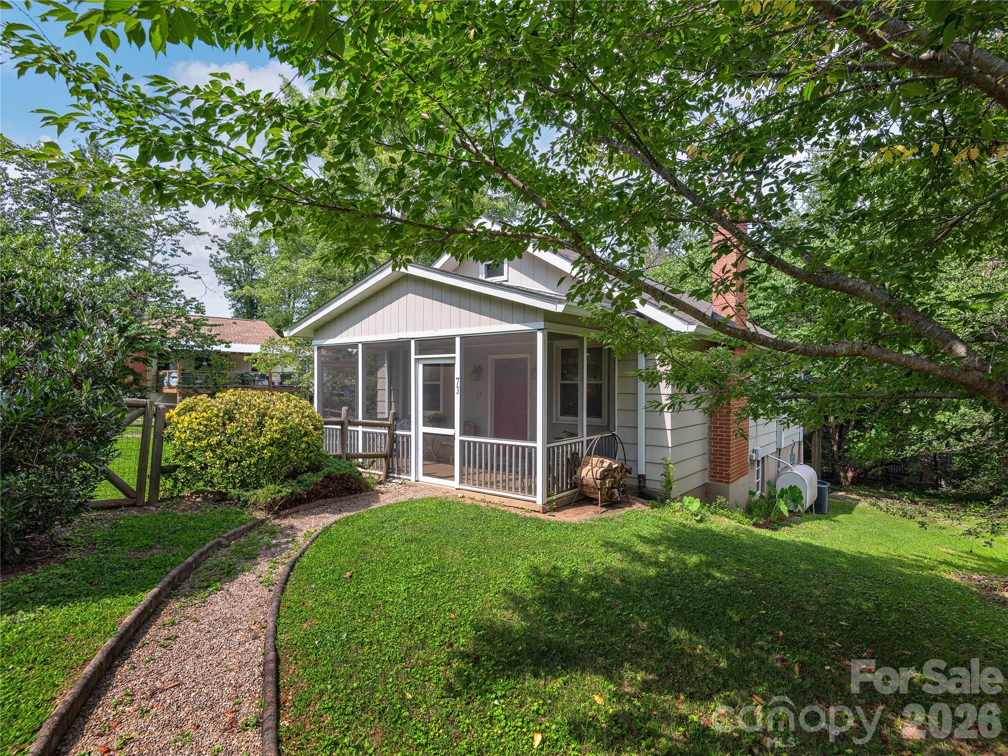 73 Fair Oaks Road — photo