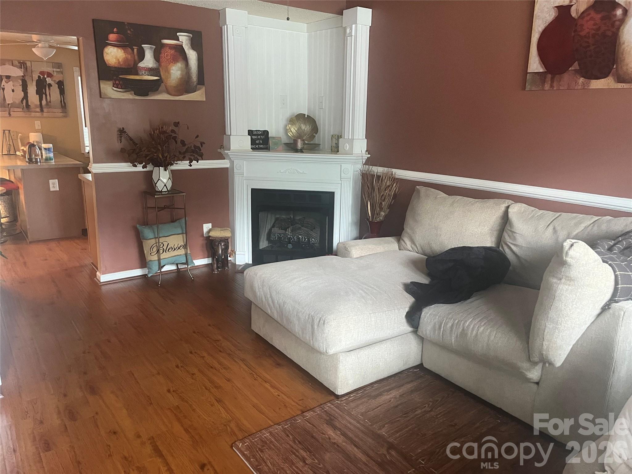 3024 Mayer House Court — photo