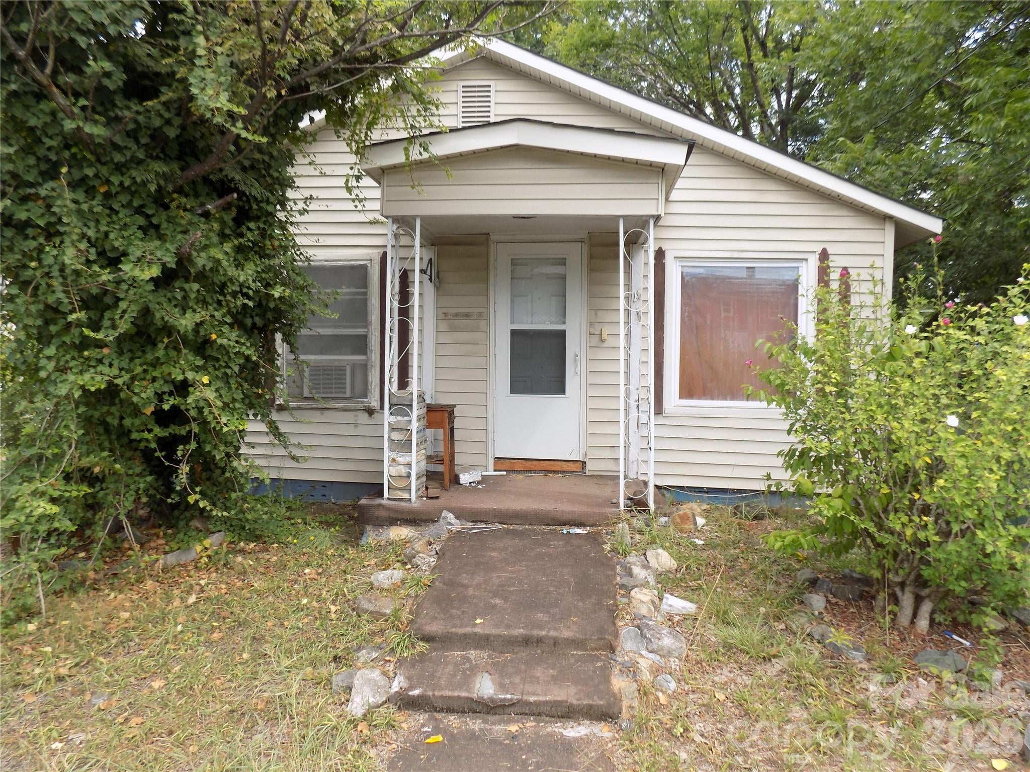 604 W Harrison Avenue — photo