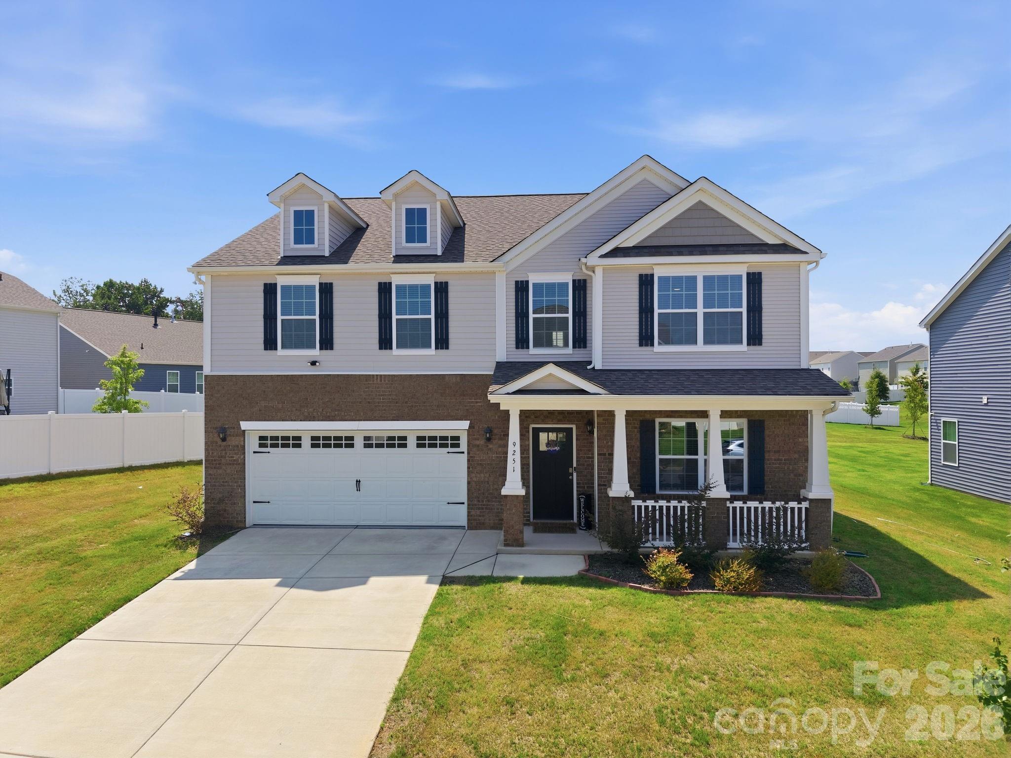 9251 Mackinaw Drive — photo