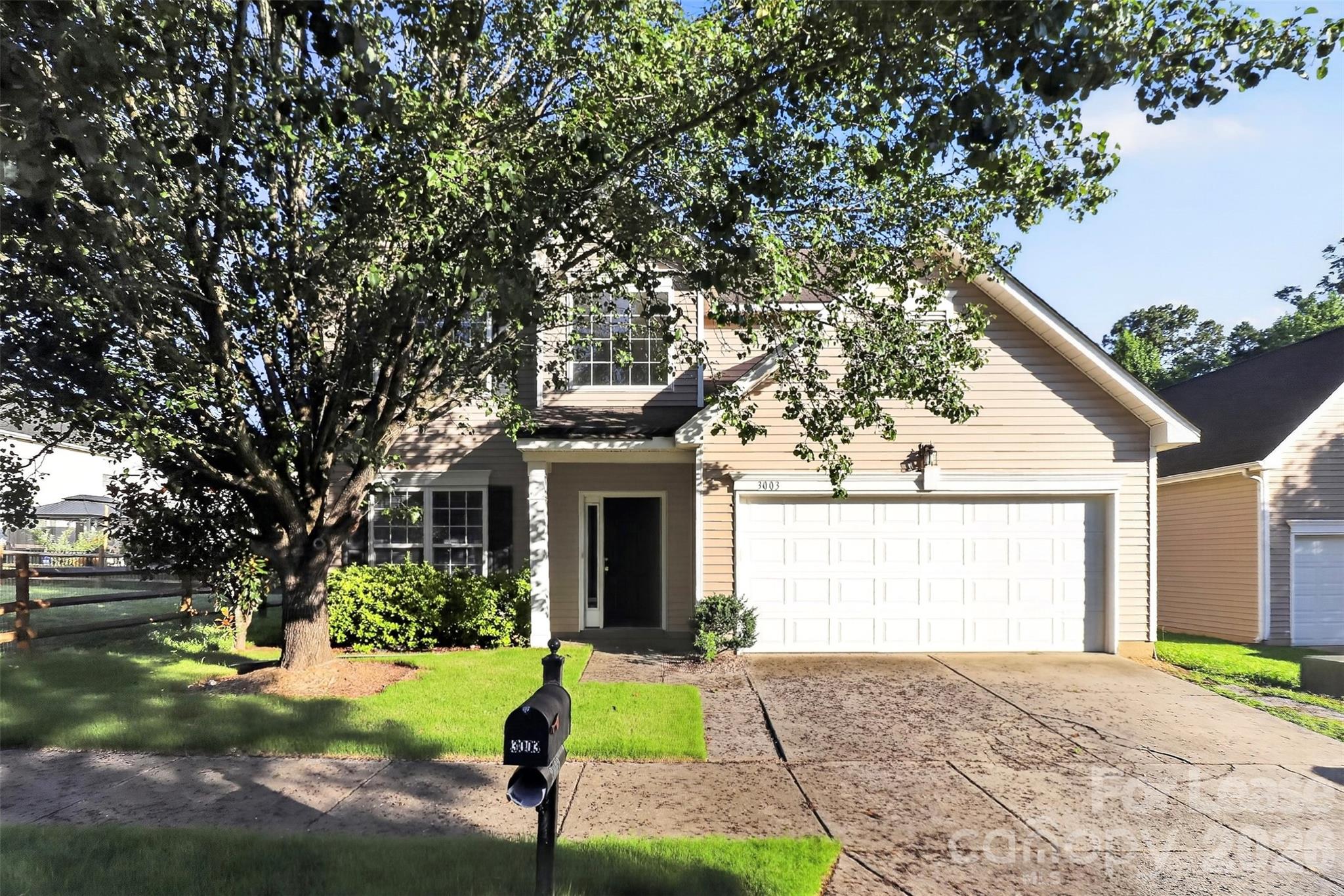 3003 Moonstone Lane — photo