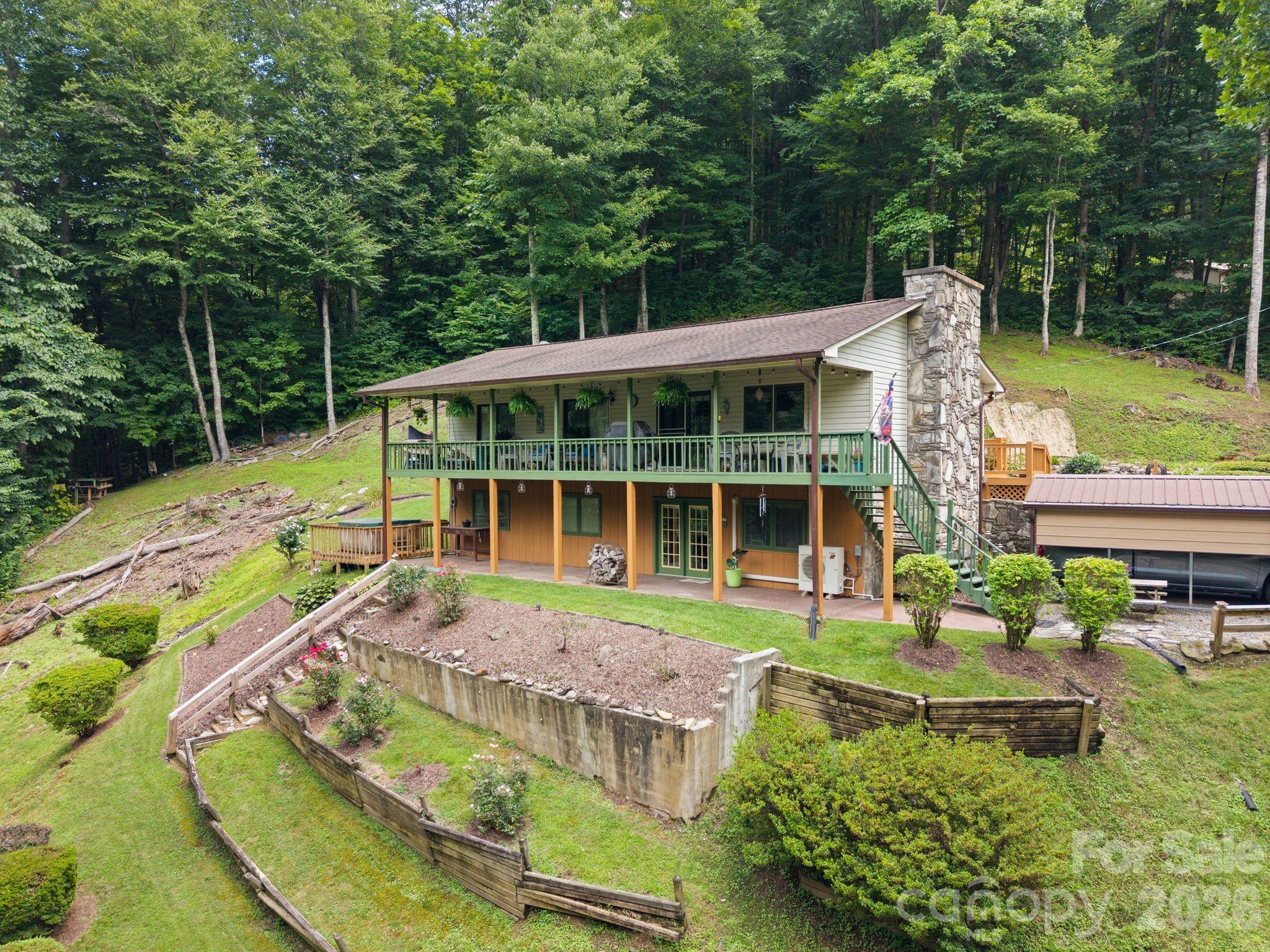 275 Knob Hill Estates Road — photo