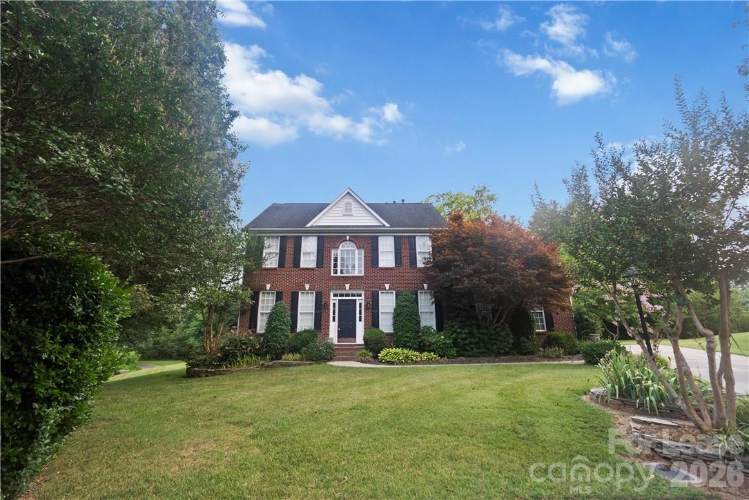 8230 Glamorgan Lane — photo