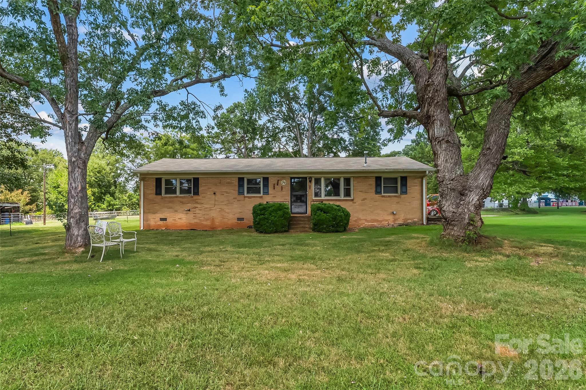 315 Windwood Drive — photo