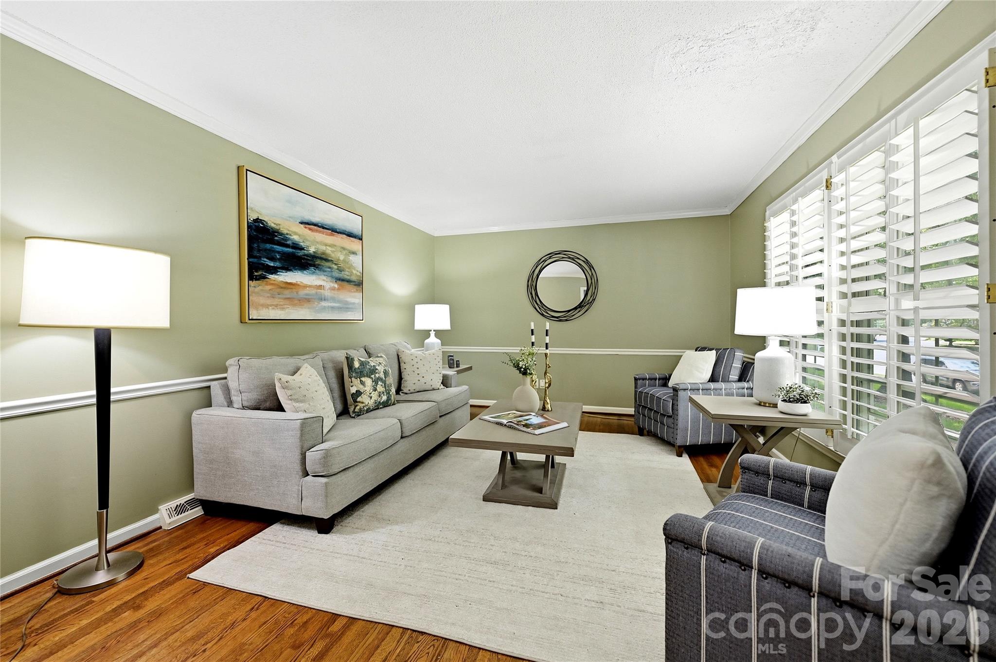 2308 Knickerbocker Drive — photo