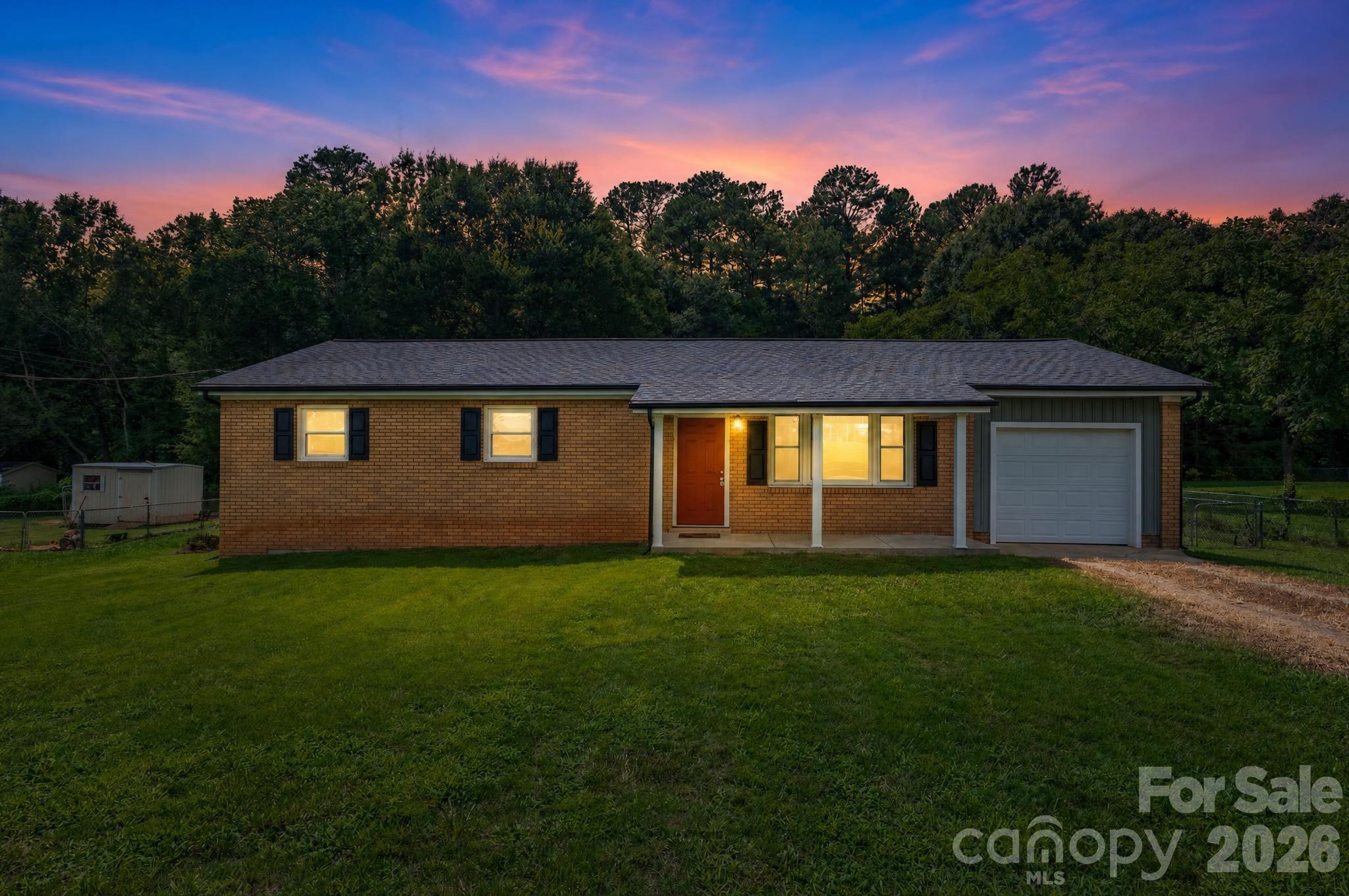 3907 Little Mountain Road — photo