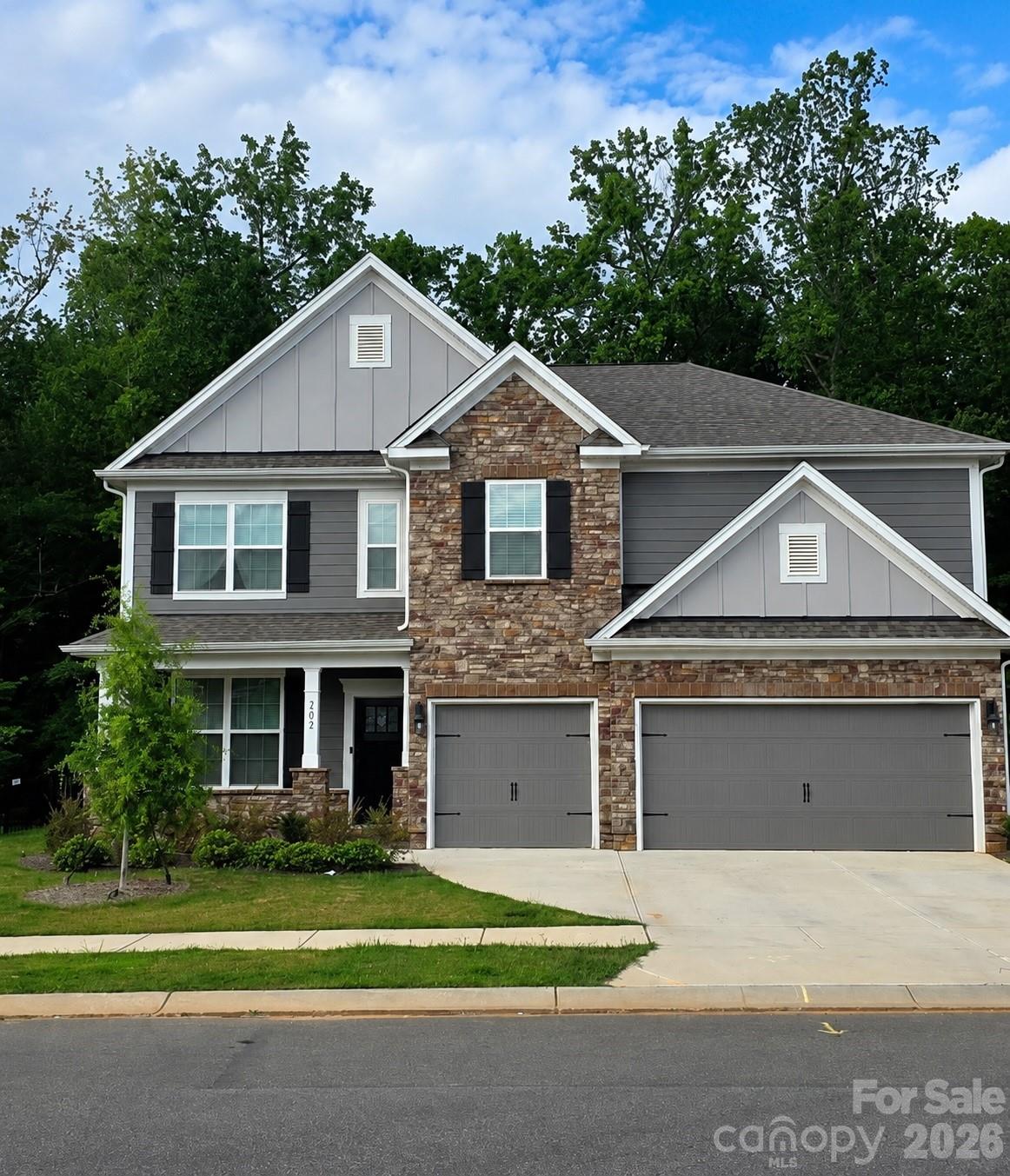 7027 Sylvan Retreat Drive — photo
