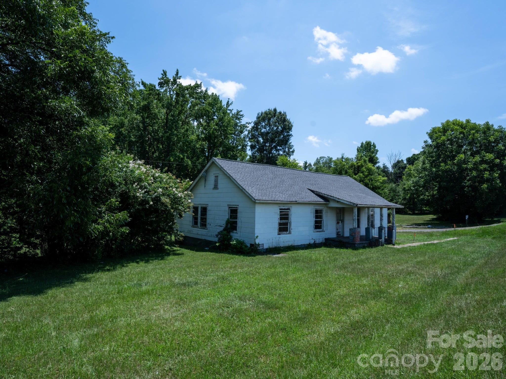 180 Hands Mill Highway — photo