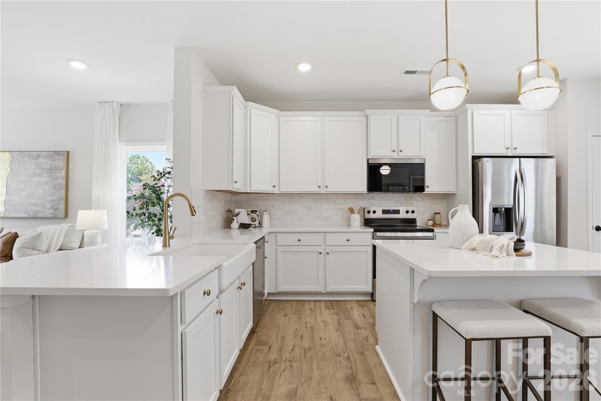 3306 Campbell Drive — photo